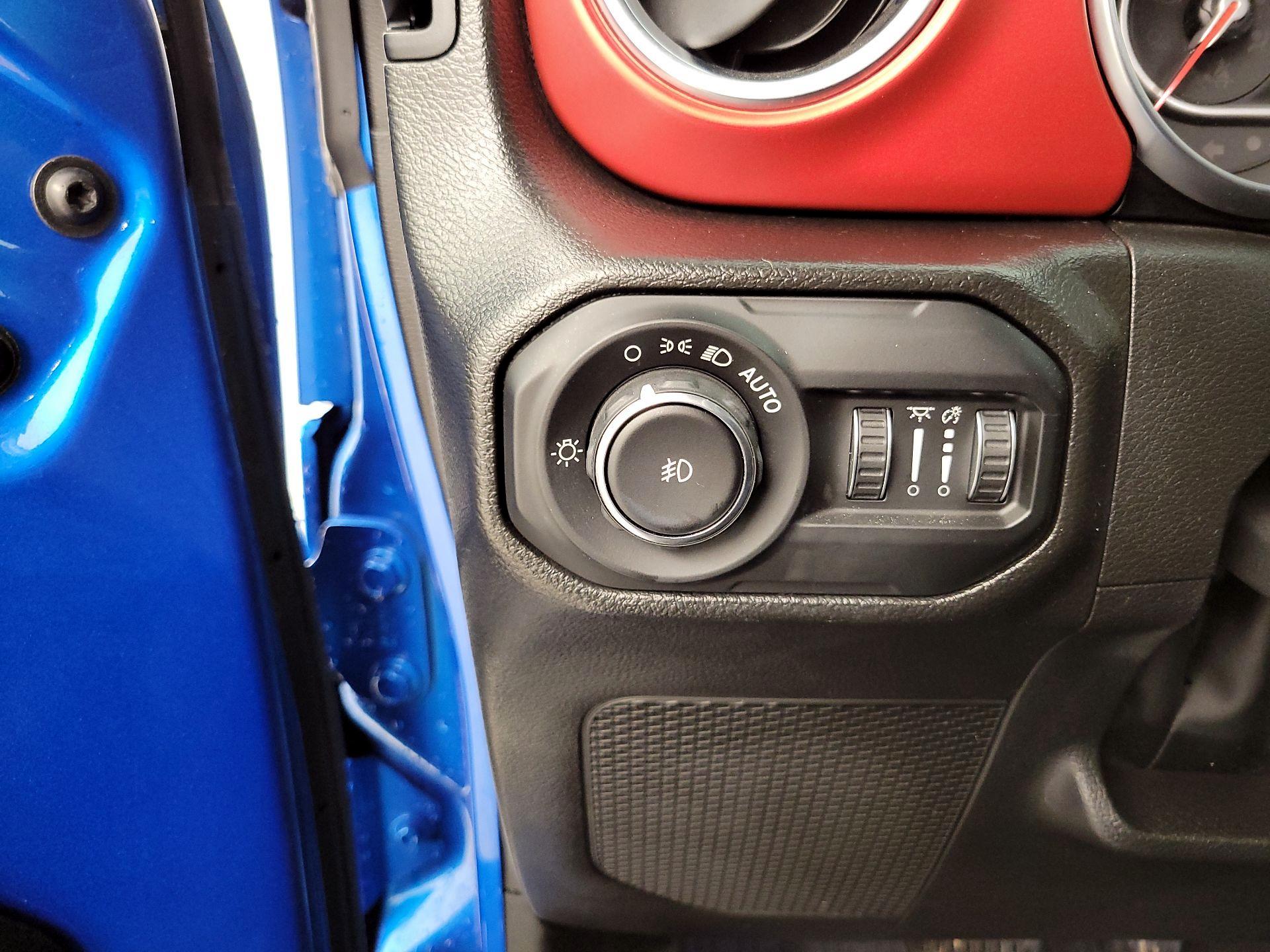 Thumbnail: 2022 Jeep Wrangler - 13