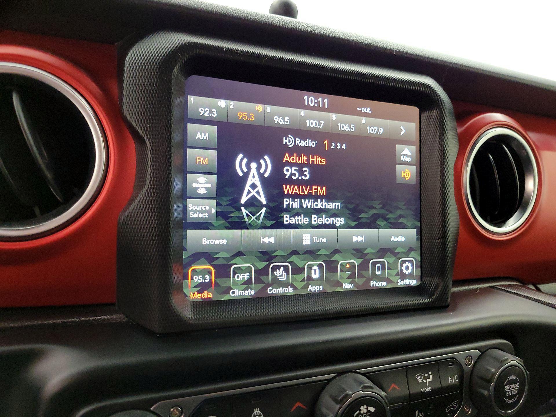 Thumbnail: 2022 Jeep Wrangler - 16