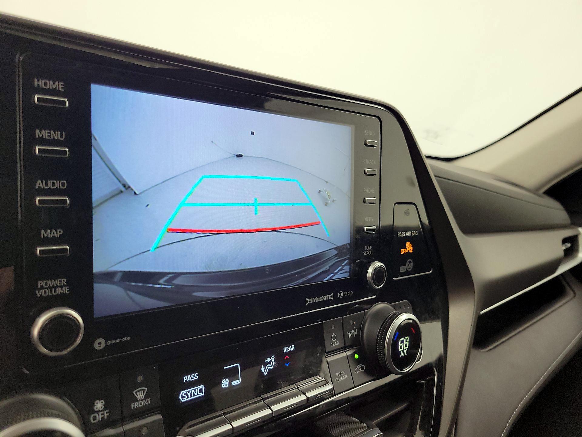 Thumbnail: 2020 Toyota Highlander - 15