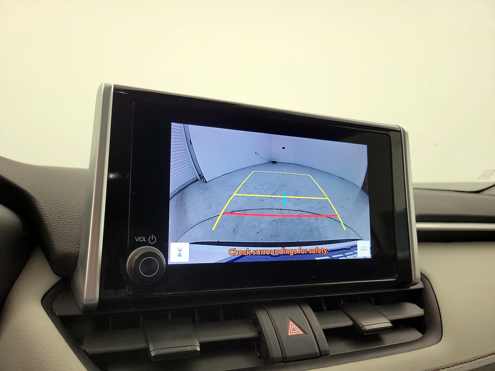 Thumbnail: 2023 Toyota RAV4 - 14