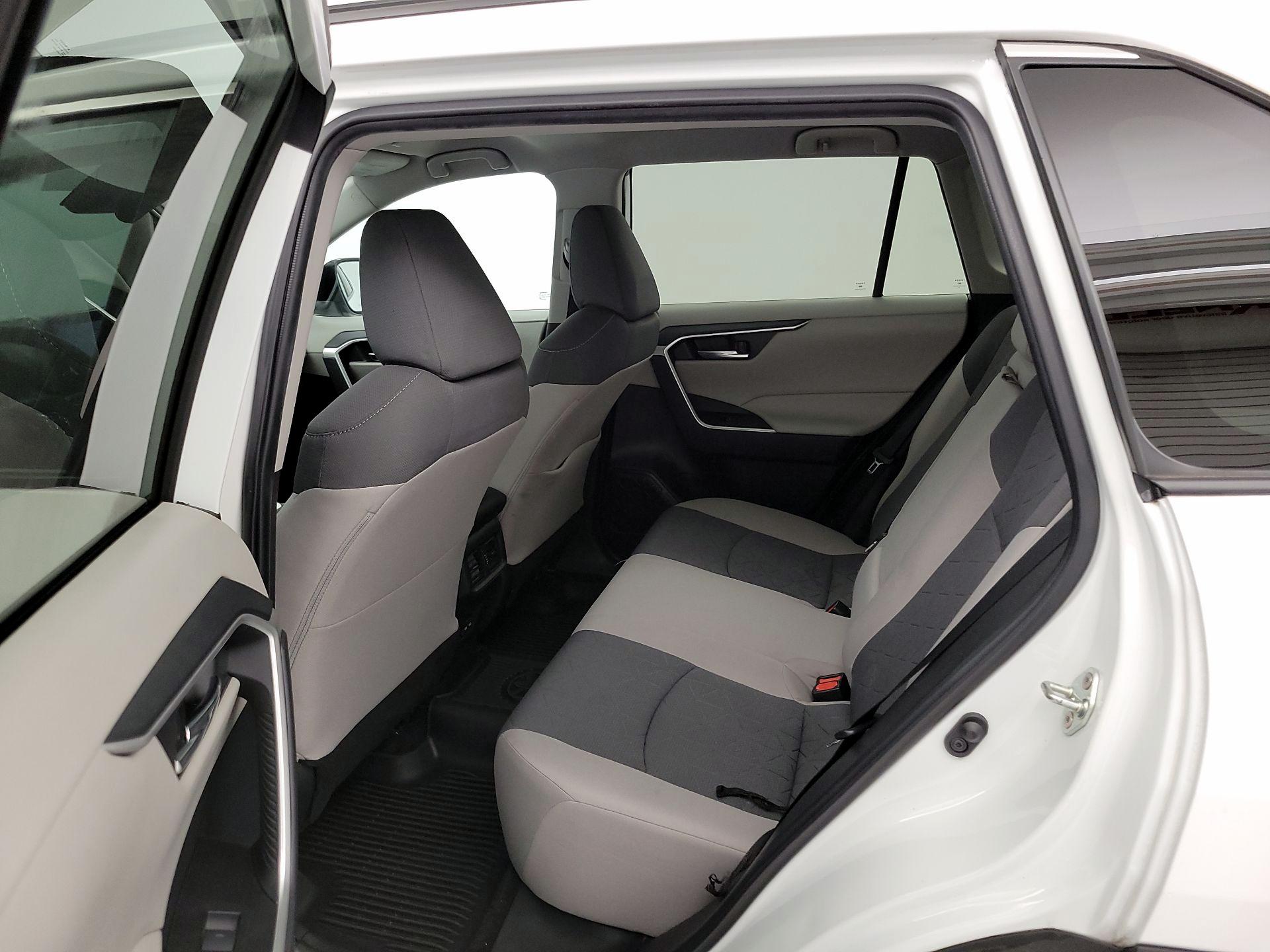 Thumbnail: 2023 Toyota RAV4 - 19