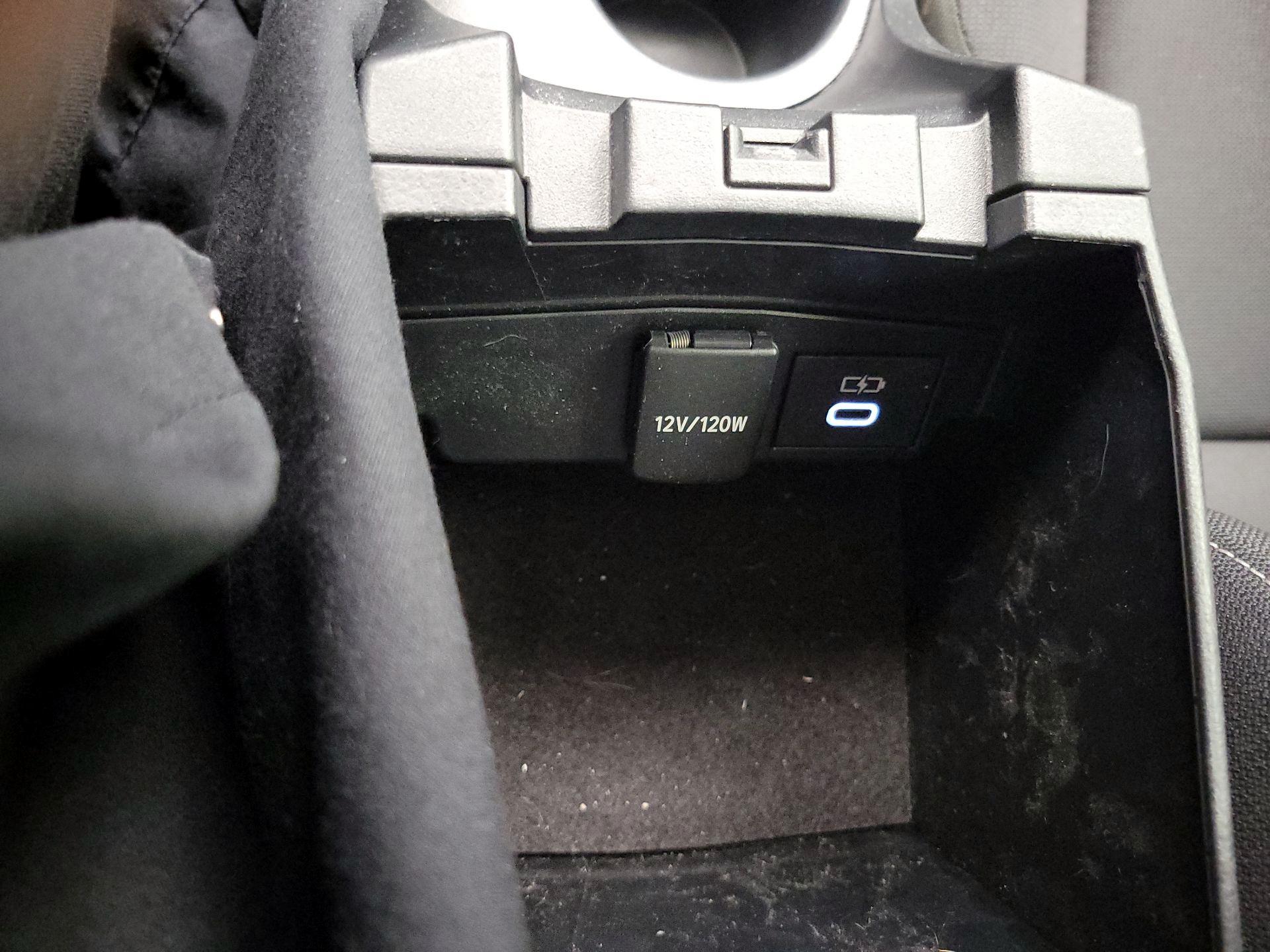 Thumbnail: 2023 Toyota Corolla - 19