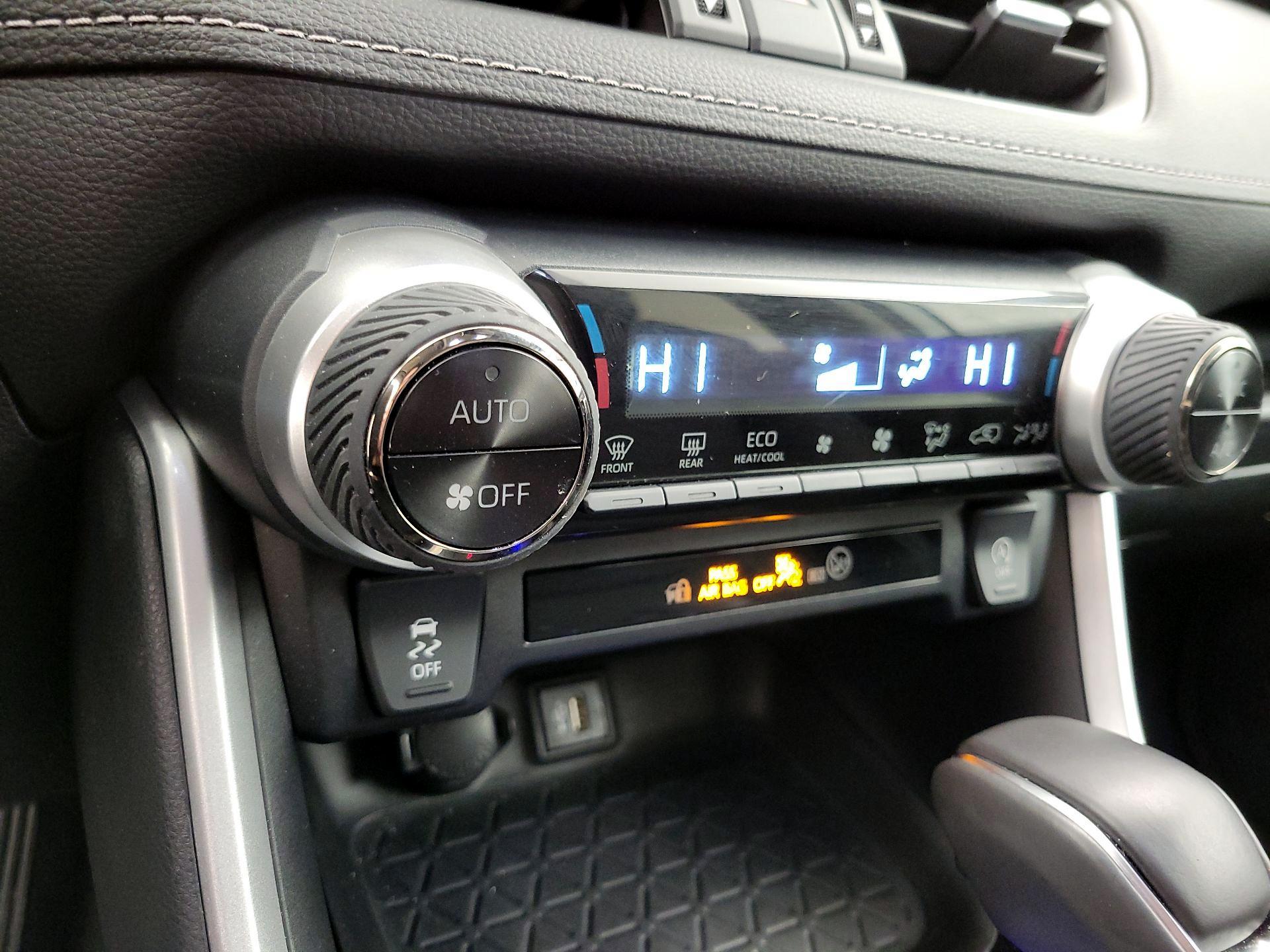 Thumbnail: 2023 Toyota RAV4 - 16