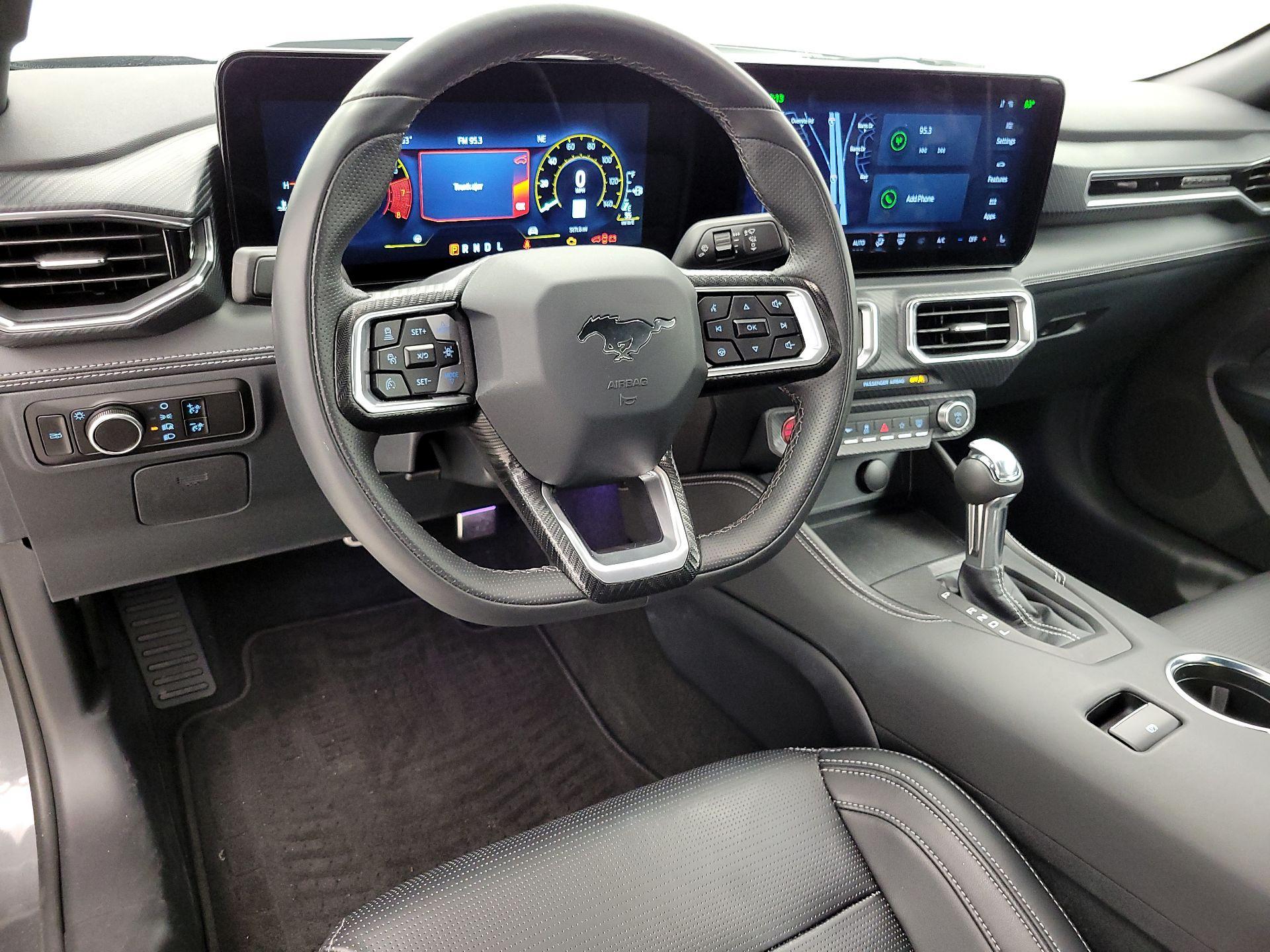 Thumbnail: 2025 Ford Mustang - 9