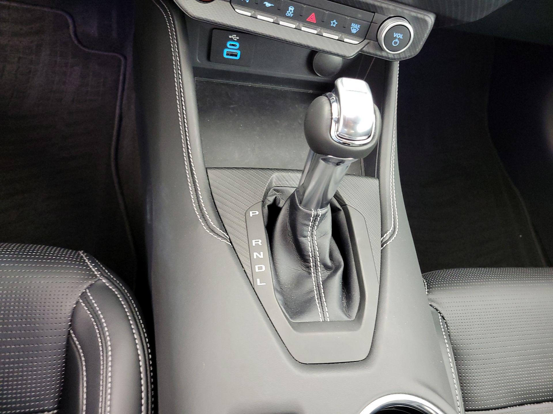 Thumbnail: 2025 Ford Mustang - 18