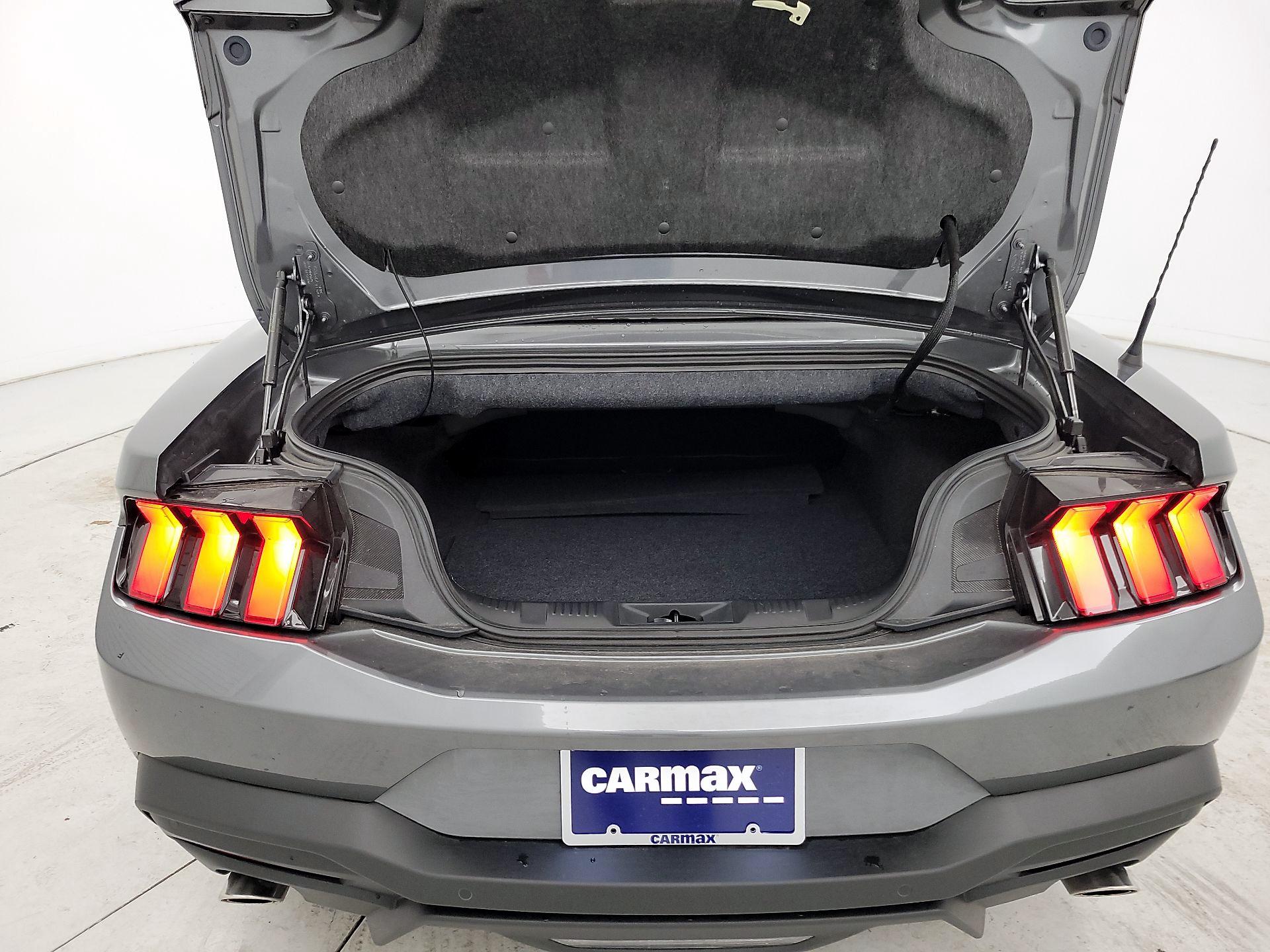 Thumbnail: 2025 Ford Mustang - 20