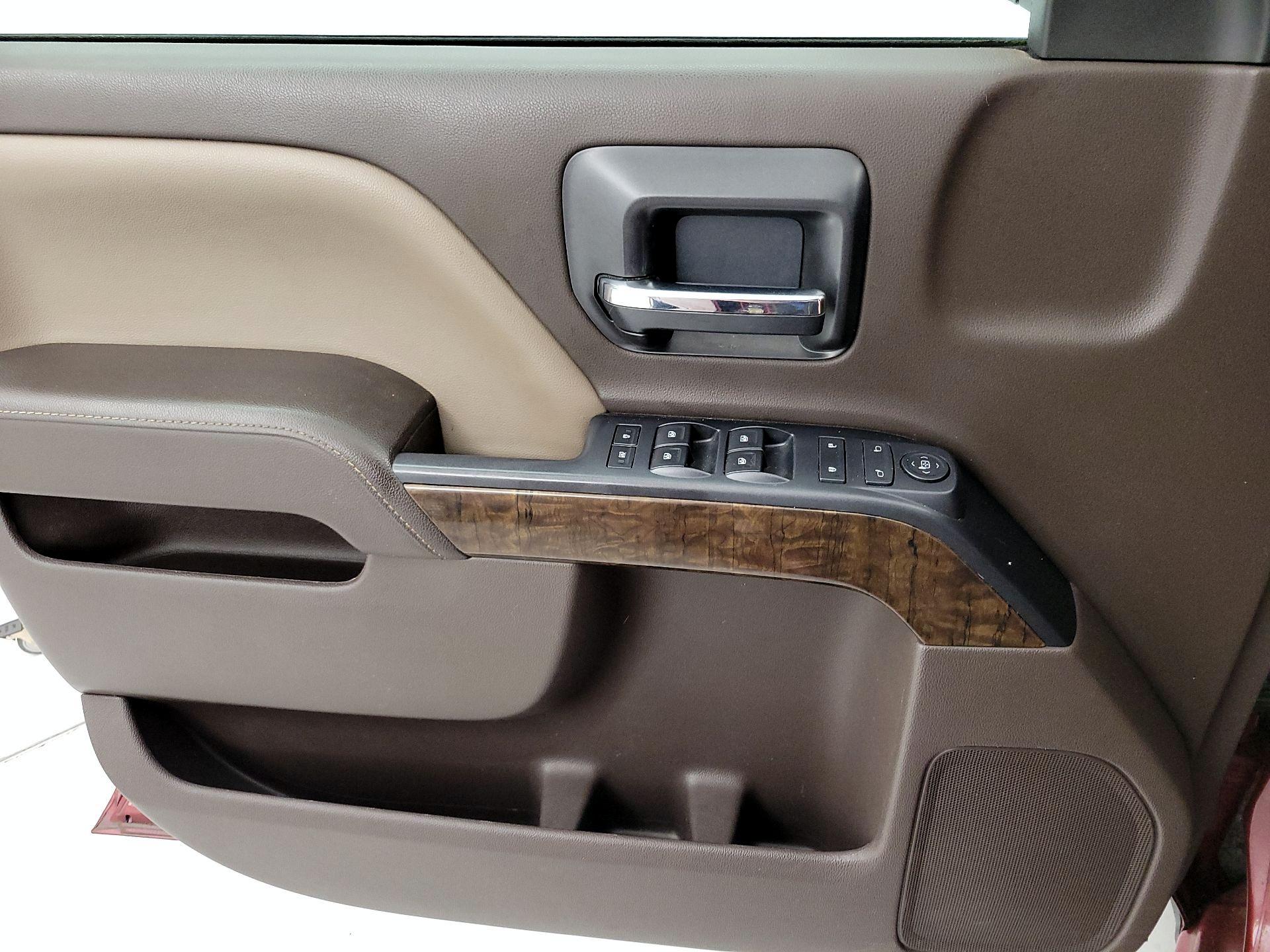 Thumbnail: 2016 Chevrolet Silverado 1500 - 12