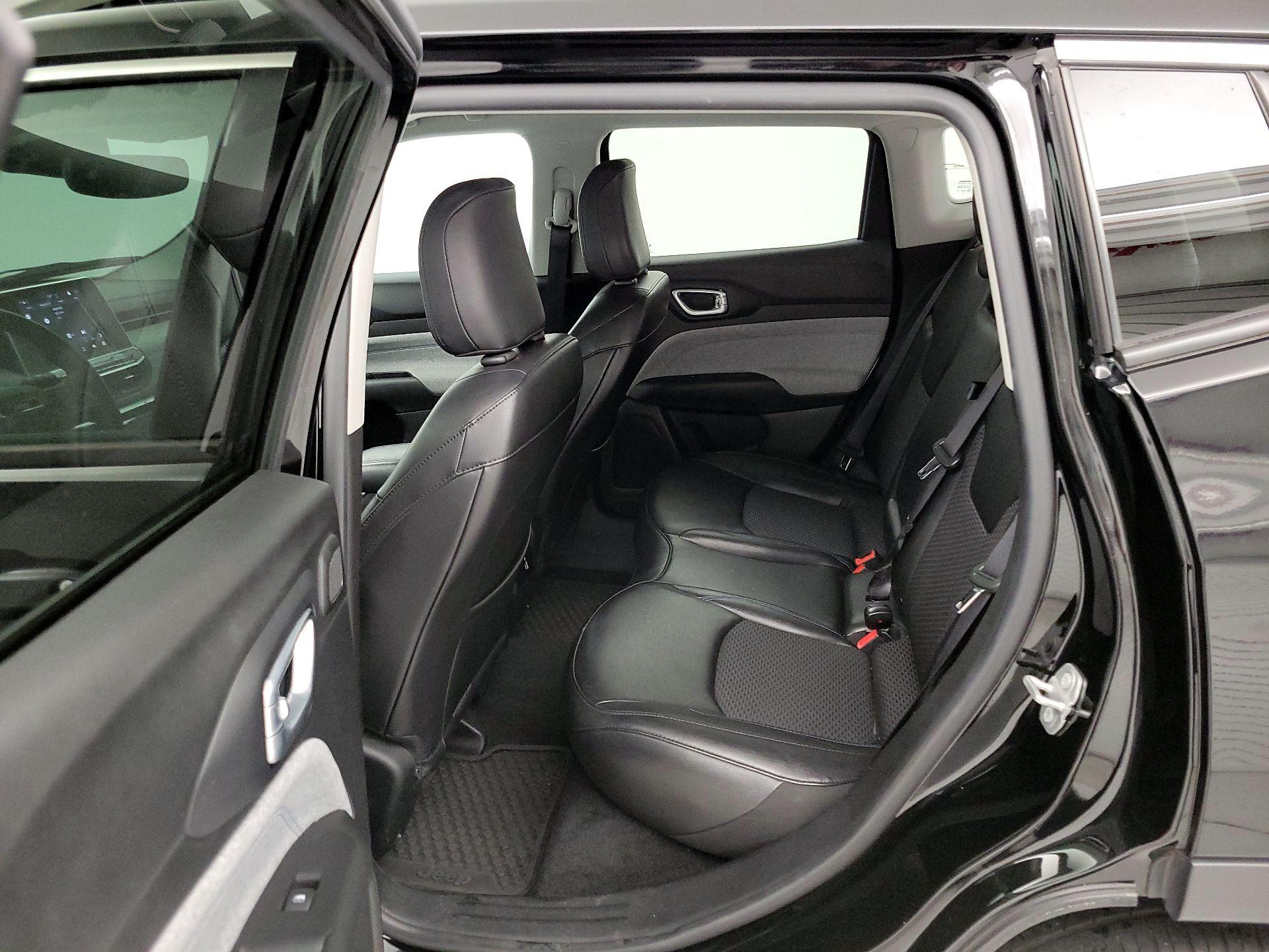 Thumbnail: 2022 Jeep Compass - 20