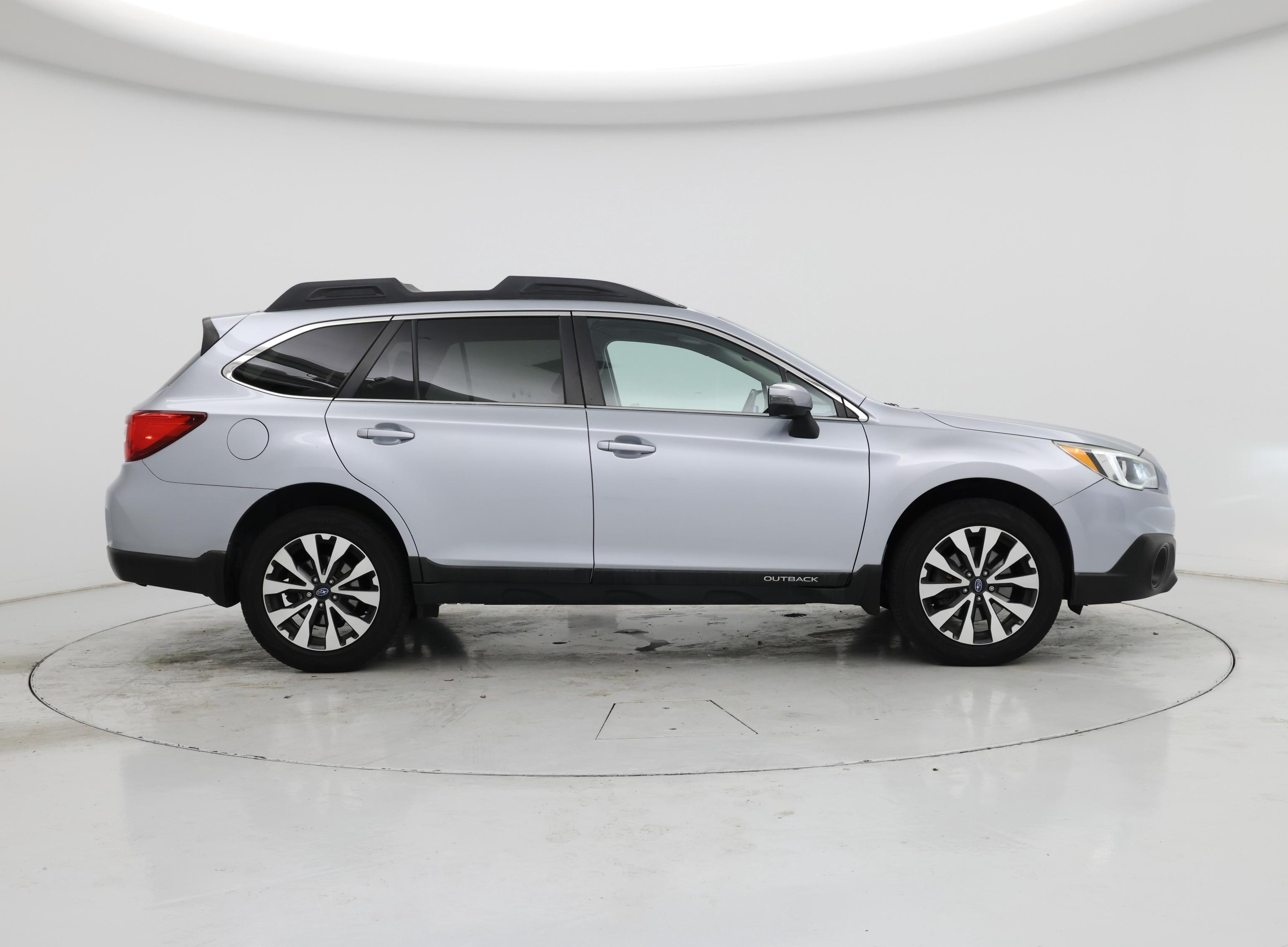 Thumbnail: 2015 Subaru Outback - 7