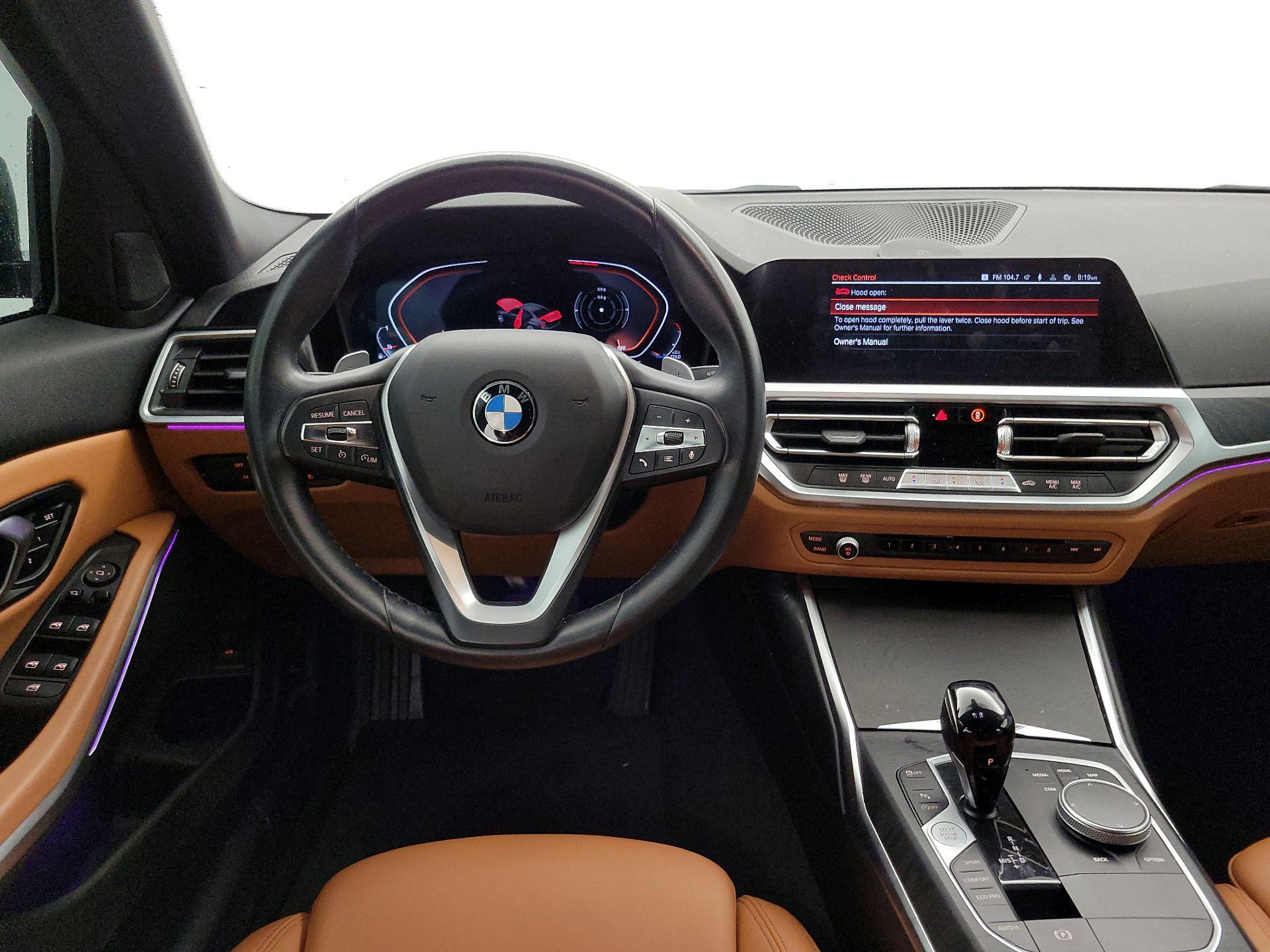 Thumbnail: 2022 BMW 3 Series - 10