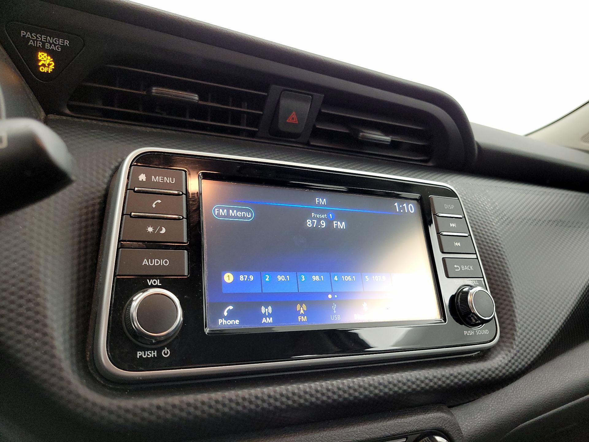 Thumbnail: 2021 Nissan Kicks - 15