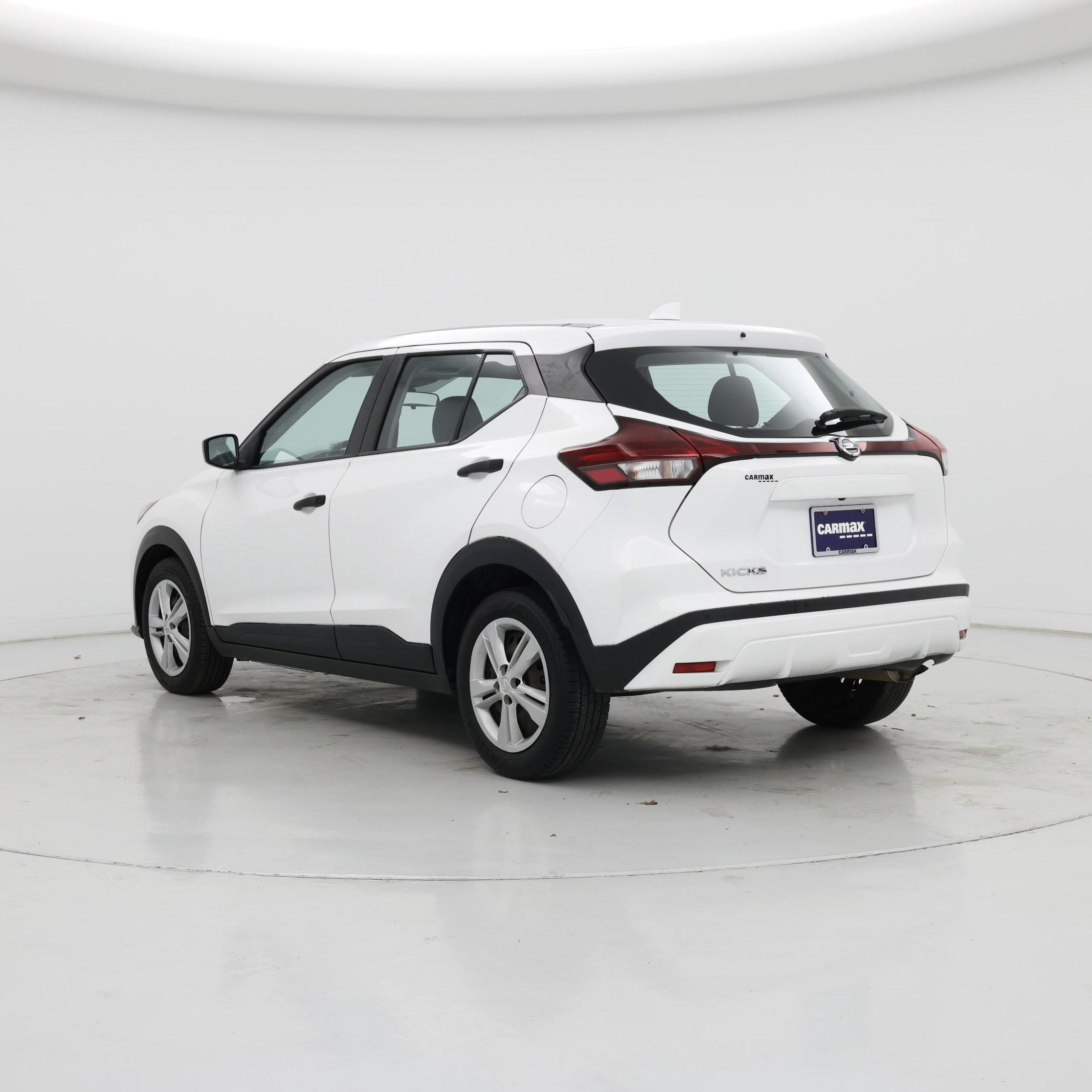 Thumbnail: 2021 Nissan Kicks - 2