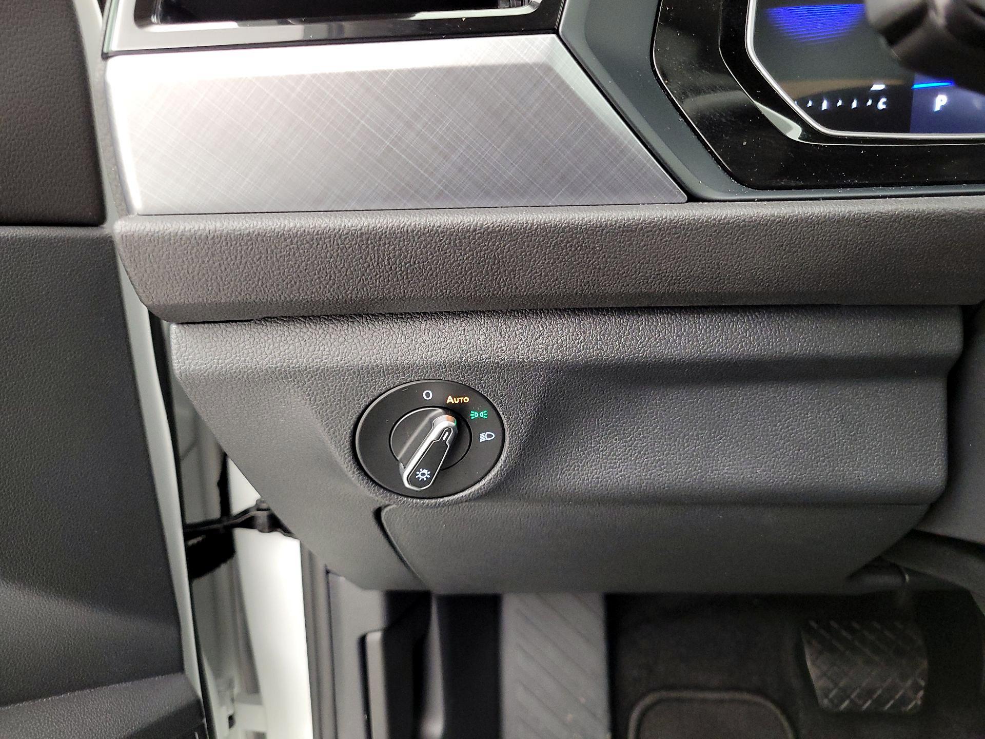 Thumbnail: 2024 Volkswagen Jetta - 13