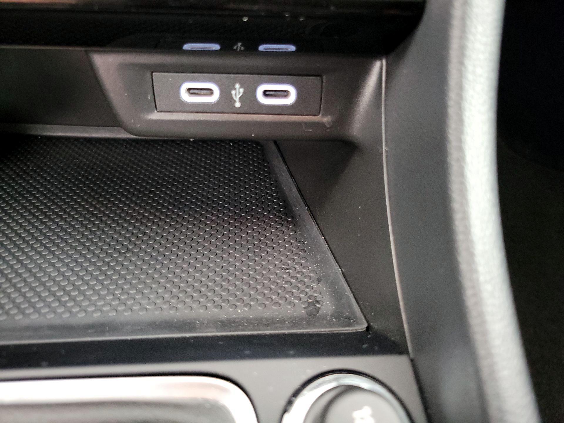 Thumbnail: 2024 Volkswagen Jetta - 18