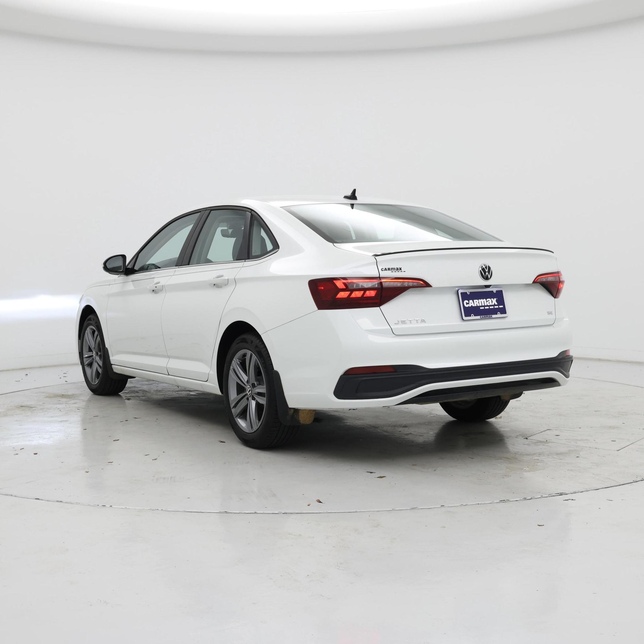 Thumbnail: 2024 Volkswagen Jetta - 2