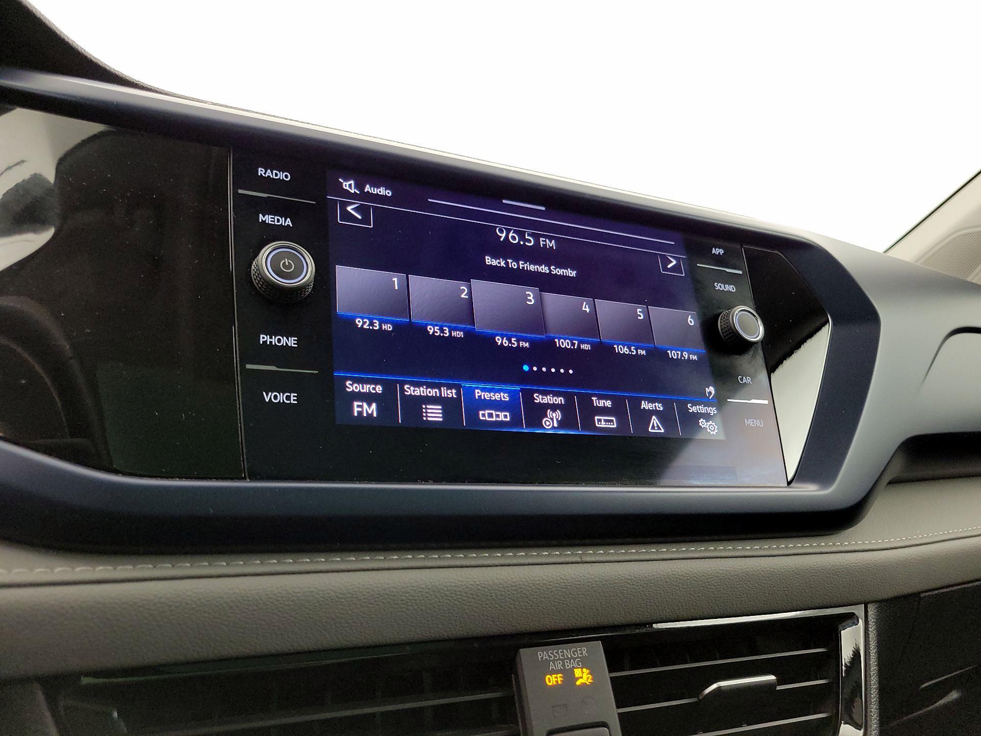 Thumbnail: 2024 Volkswagen Taos - 15