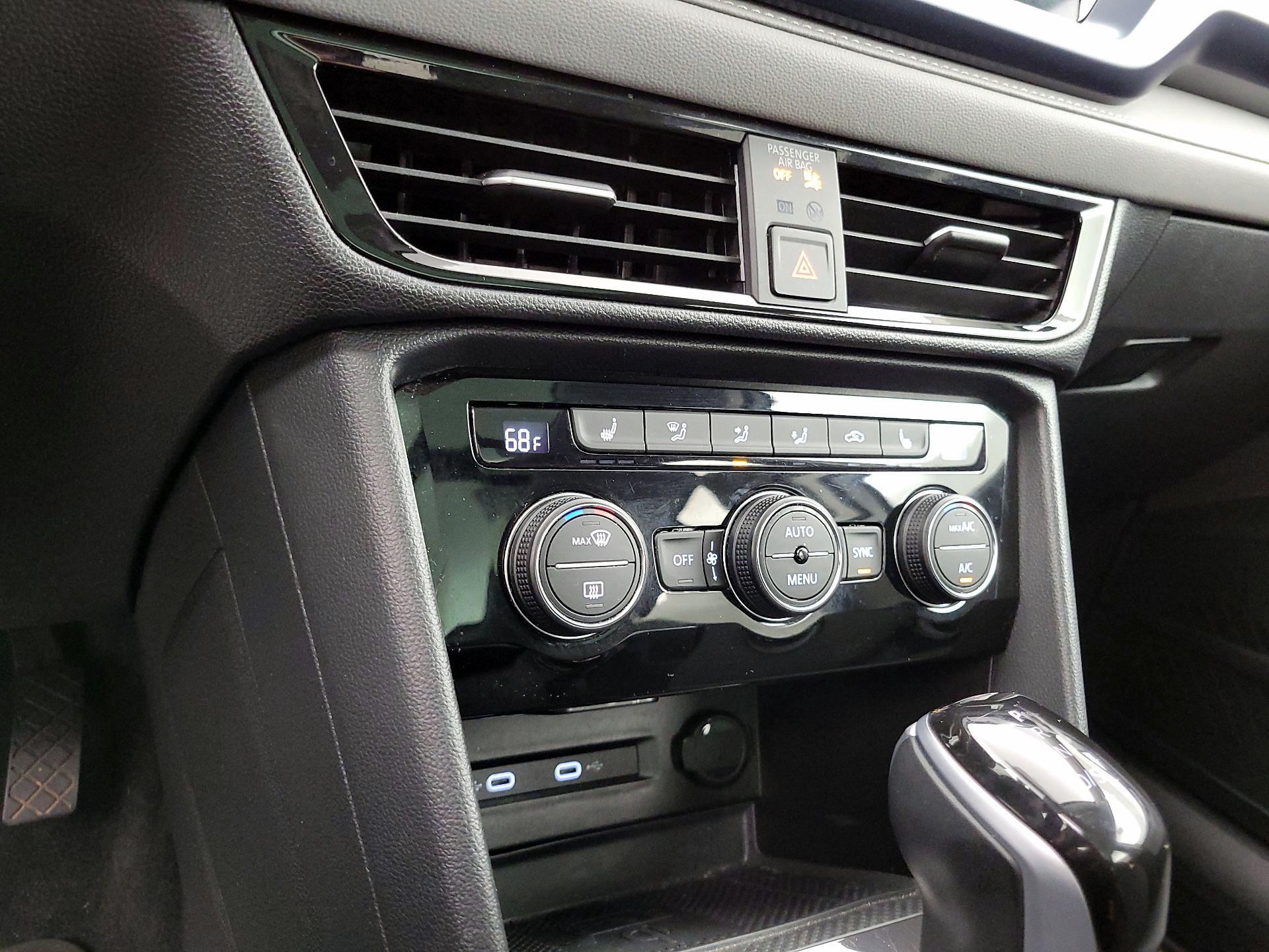 Thumbnail: 2024 Volkswagen Taos - 16