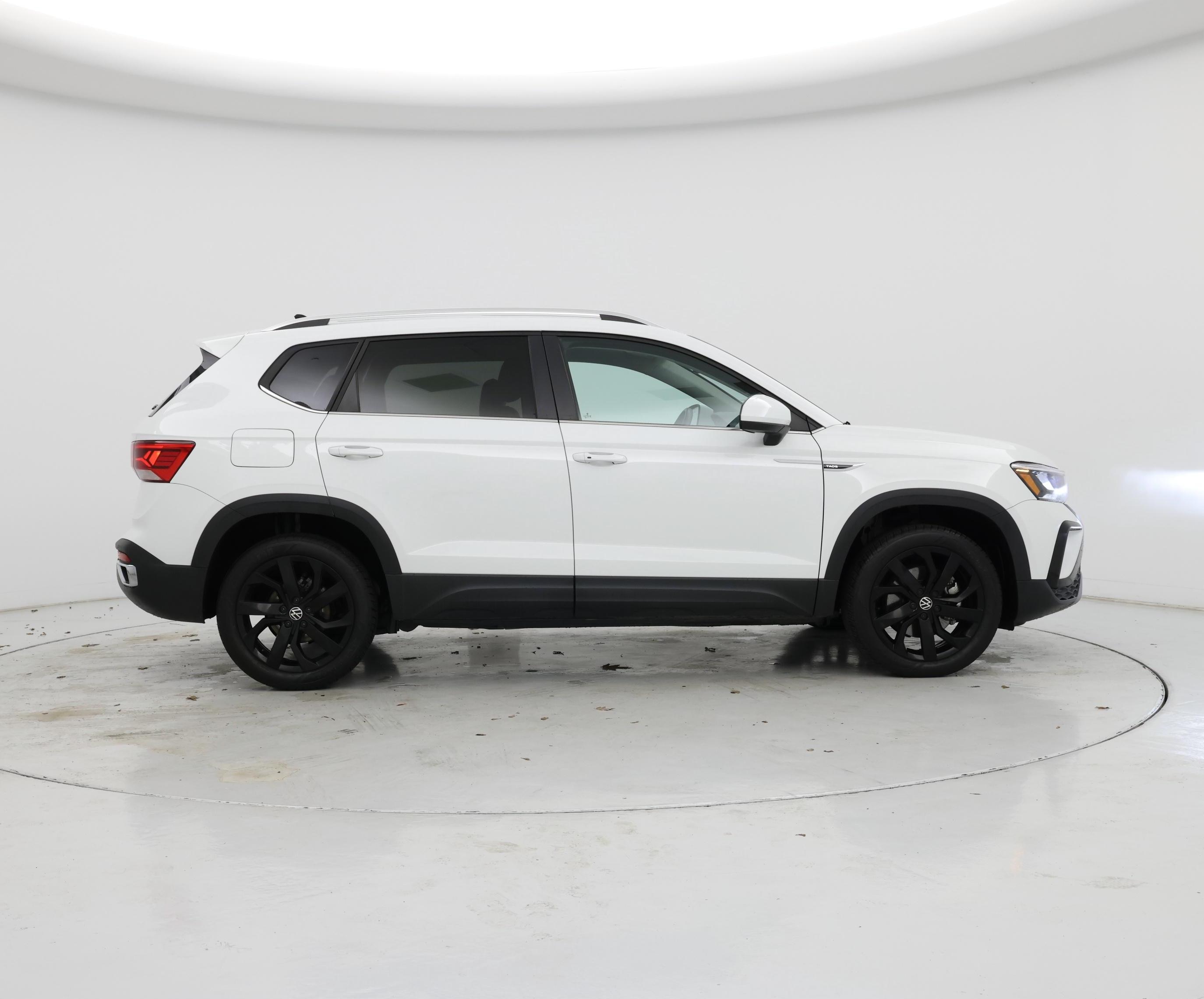 Thumbnail: 2024 Volkswagen Taos - 7