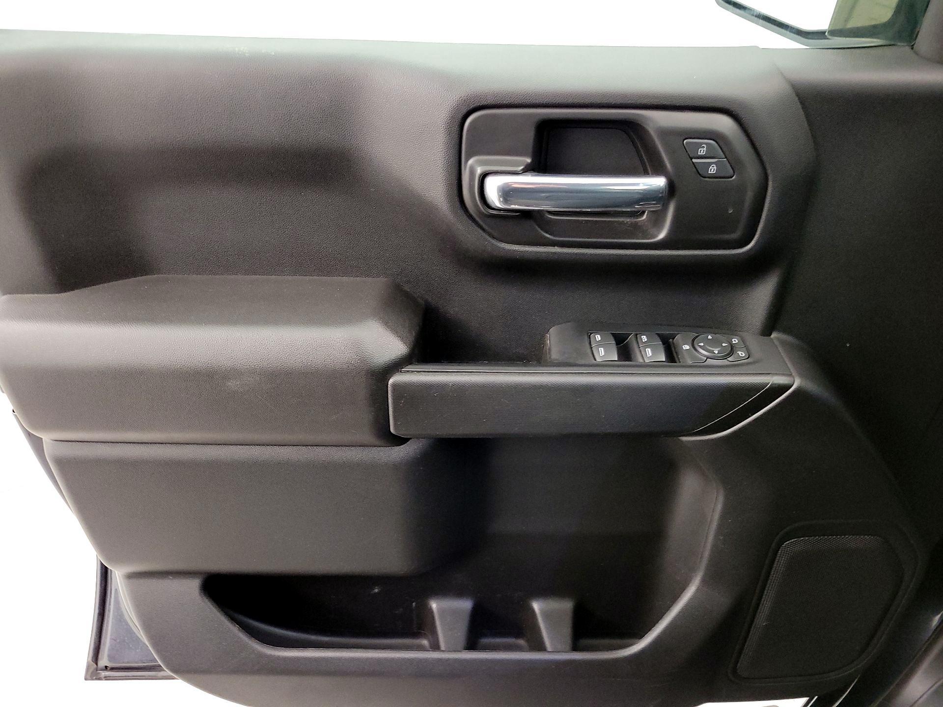 Thumbnail: 2021 Chevrolet Silverado 1500 - 12