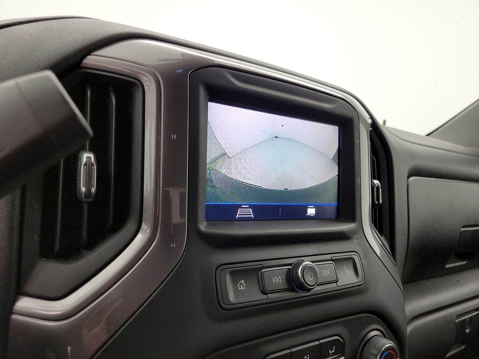 Thumbnail: 2021 Chevrolet Silverado 1500 - 14