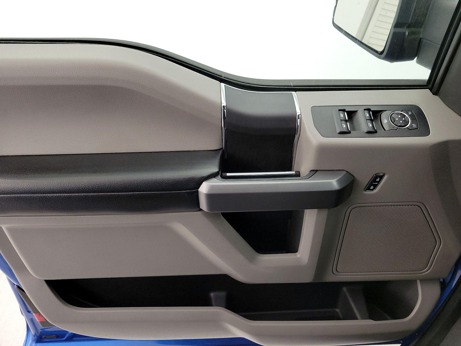 Thumbnail: 2016 Ford F-150 - 12