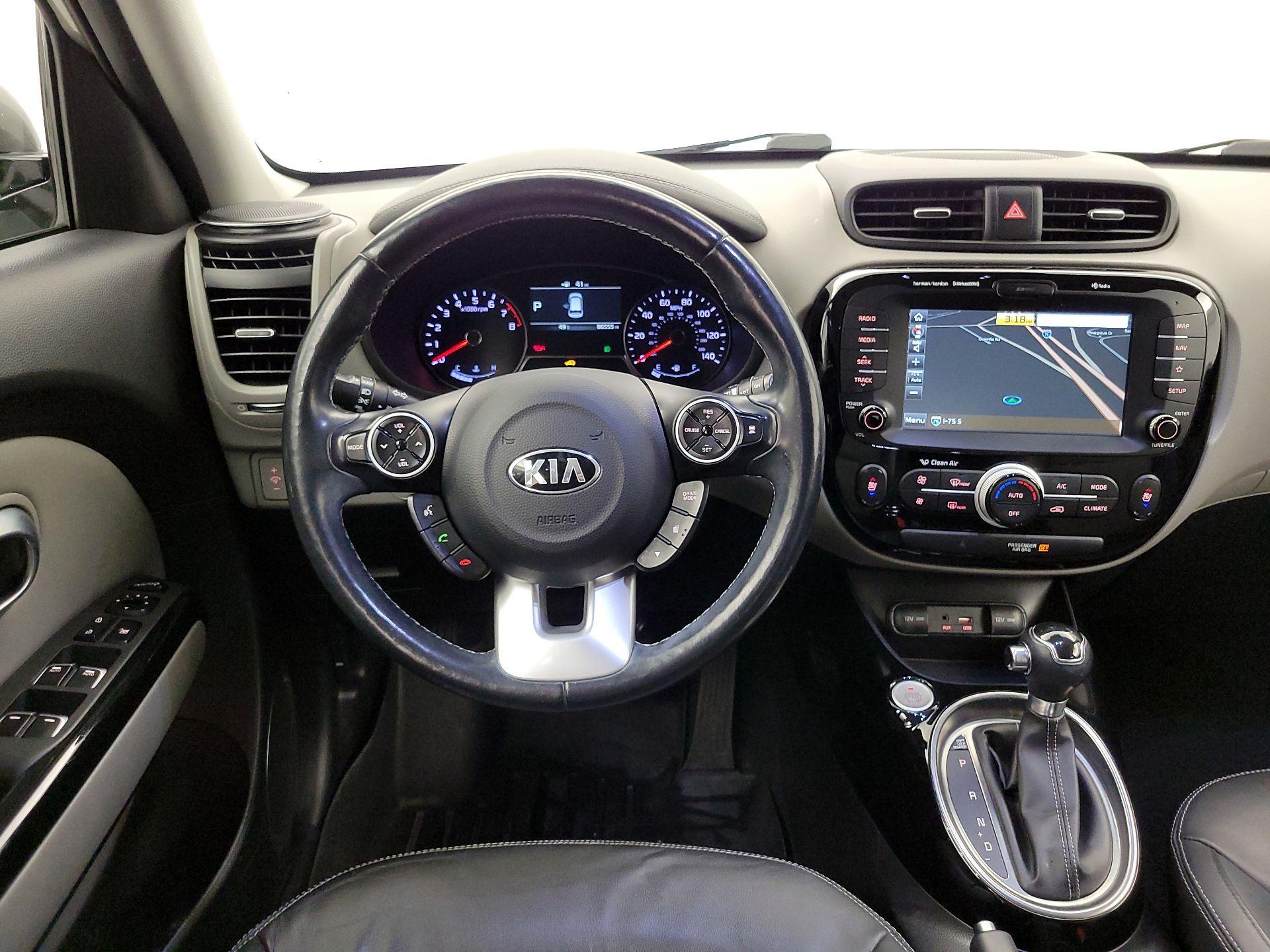Thumbnail: 2019 Kia Soul - 10