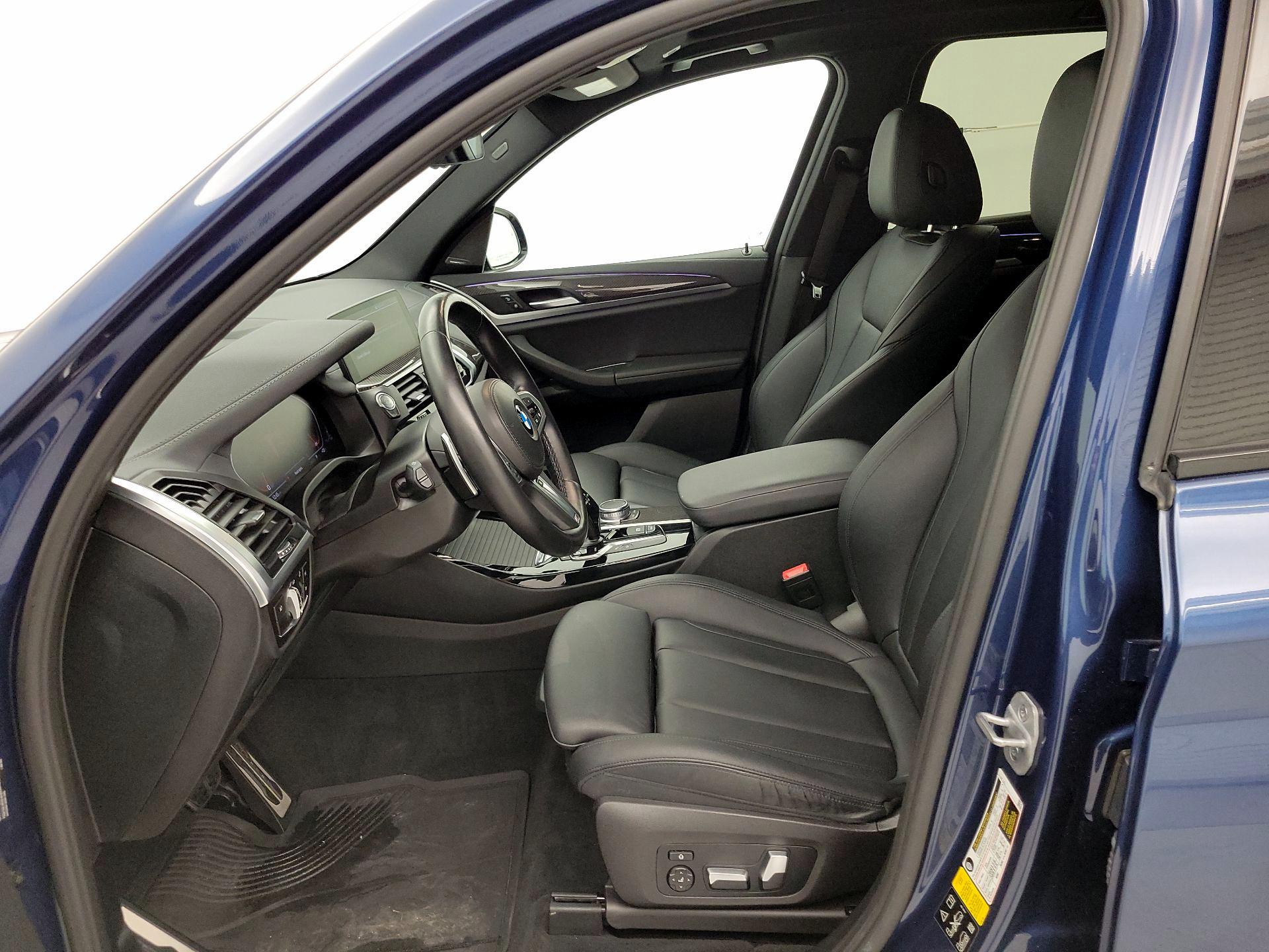 Thumbnail: 2021 BMW X3 - 11