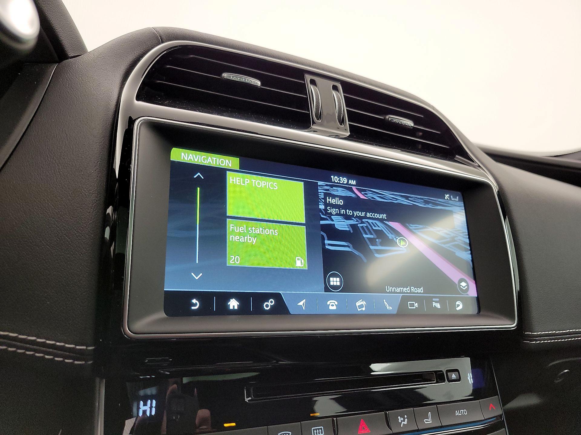 Thumbnail: 2019 Jaguar XE - 14