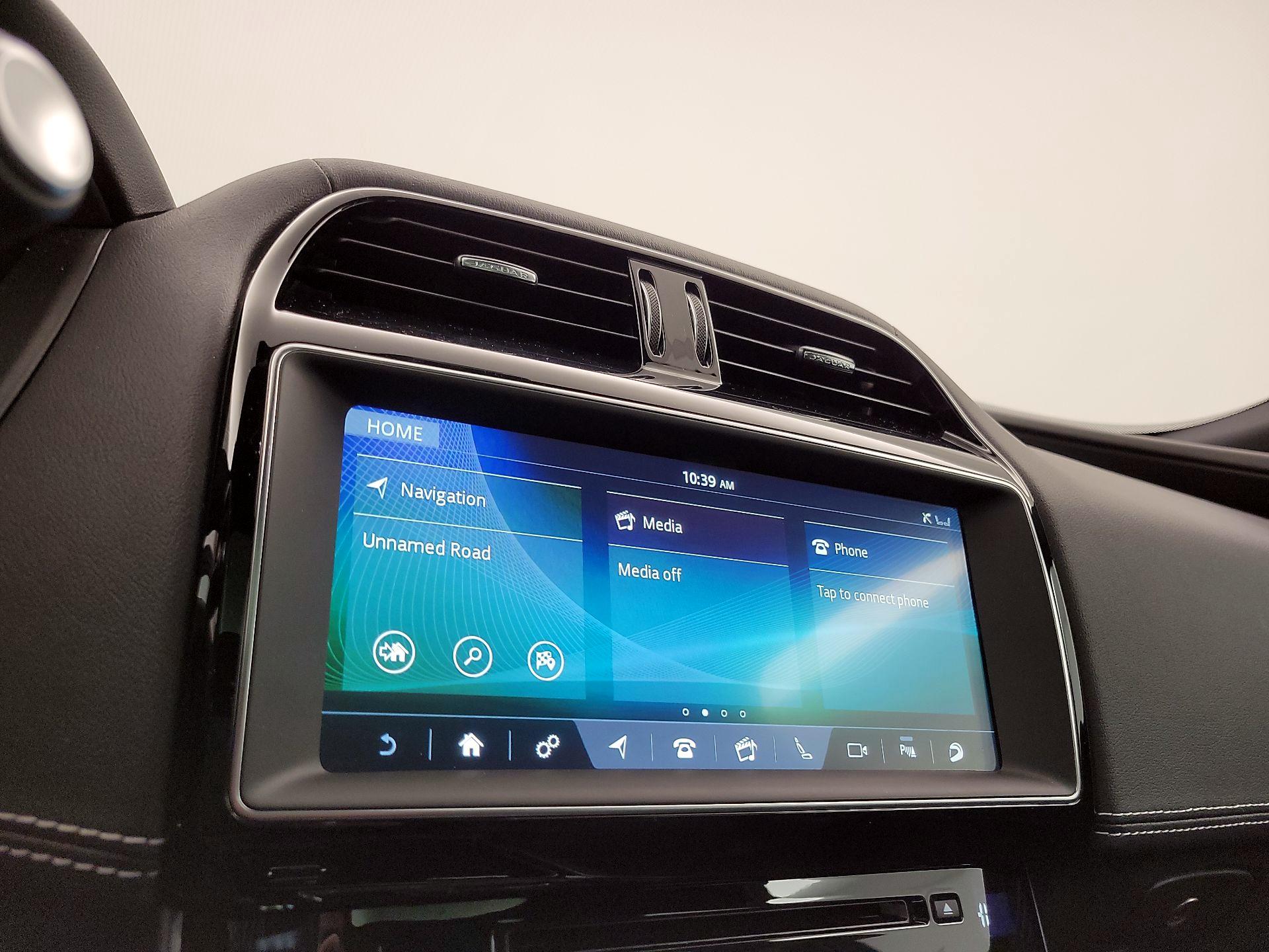 Thumbnail: 2019 Jaguar XE - 16