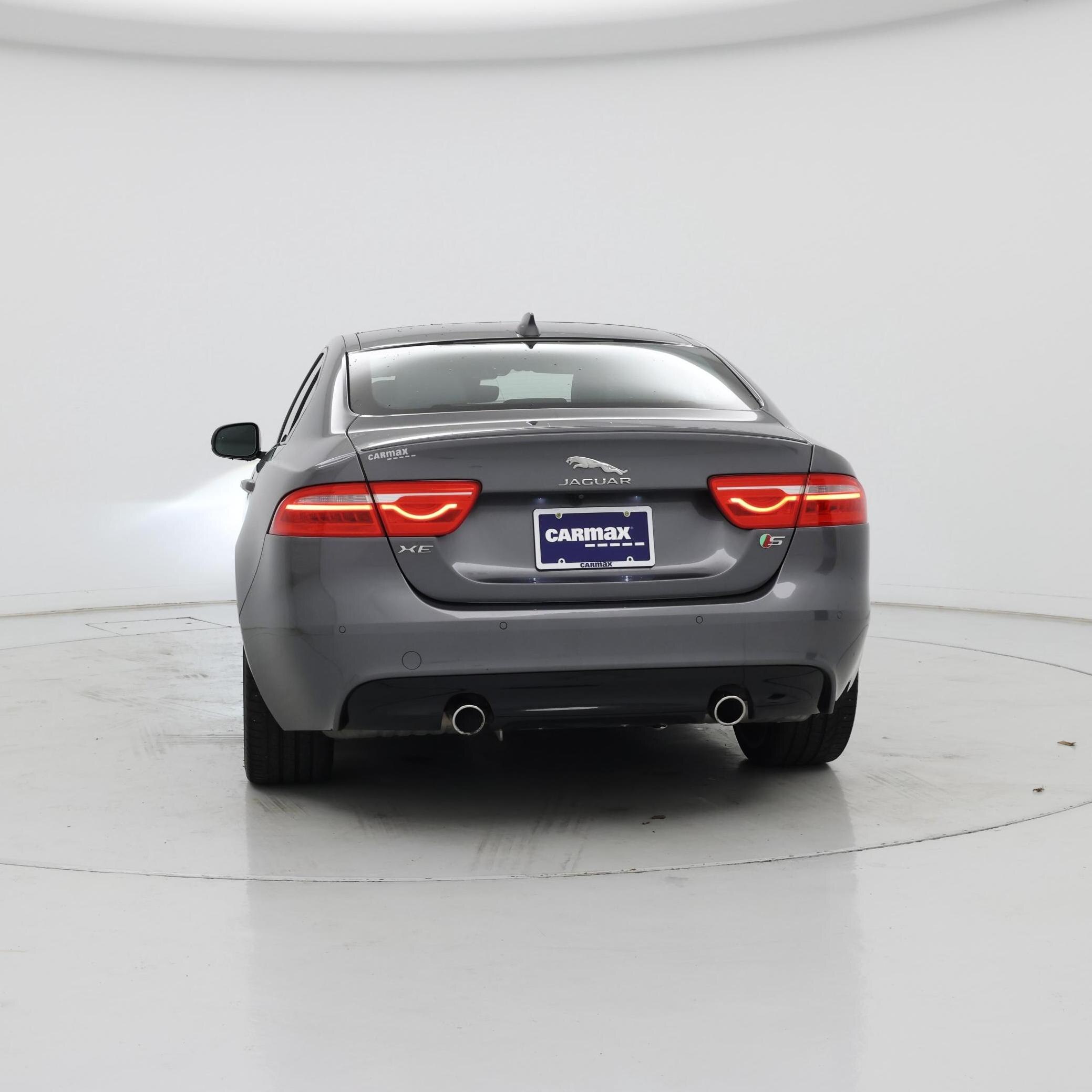 Thumbnail: 2019 Jaguar XE - 6