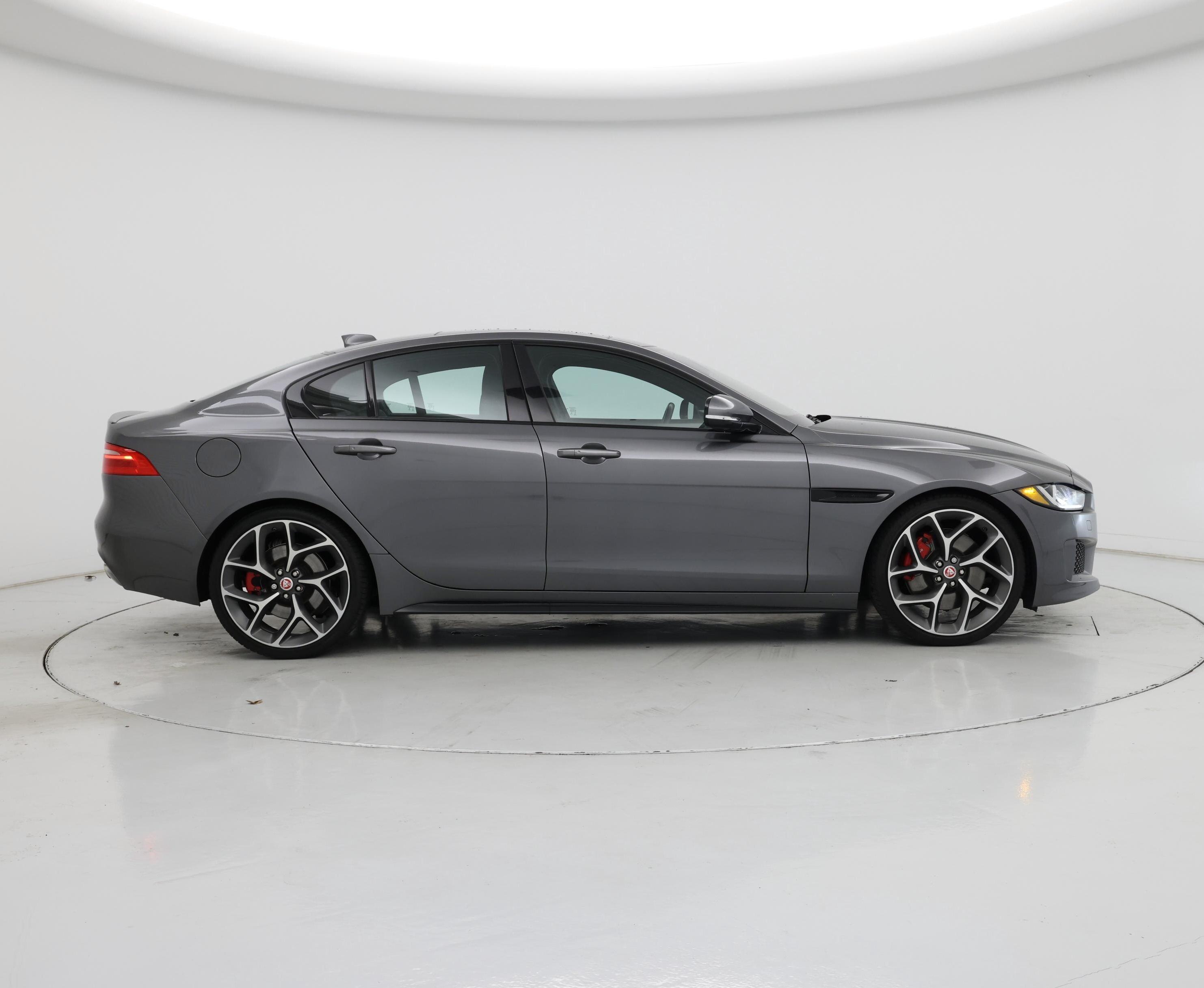 Thumbnail: 2019 Jaguar XE - 7