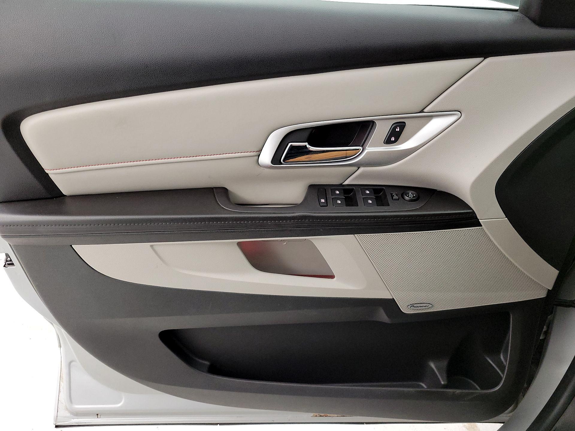 Thumbnail: 2016 GMC Terrain - 12