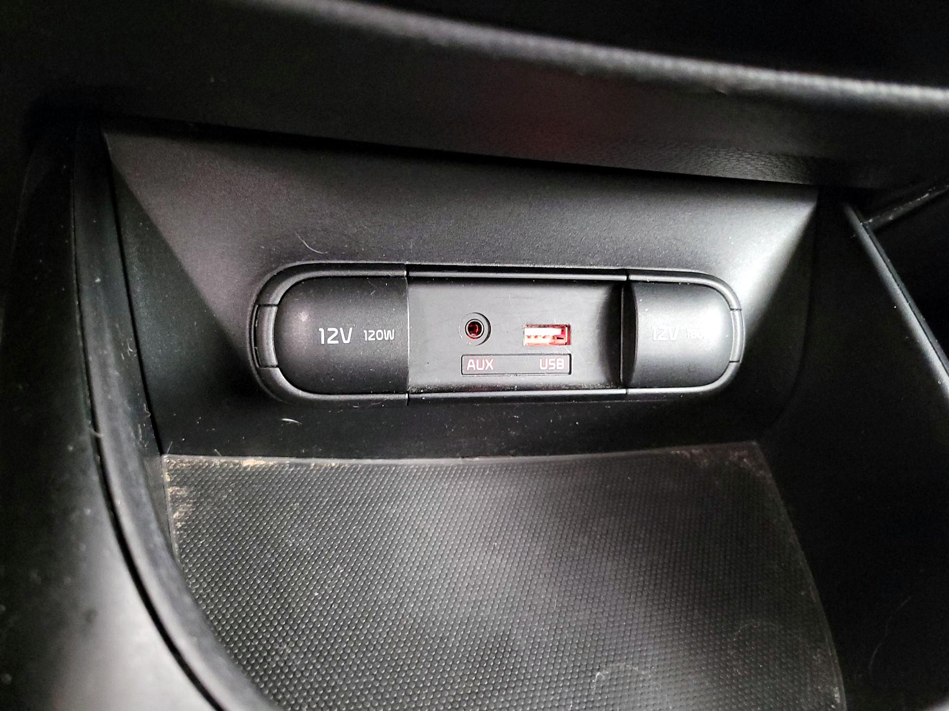 Thumbnail: 2018 Kia Soul - 18