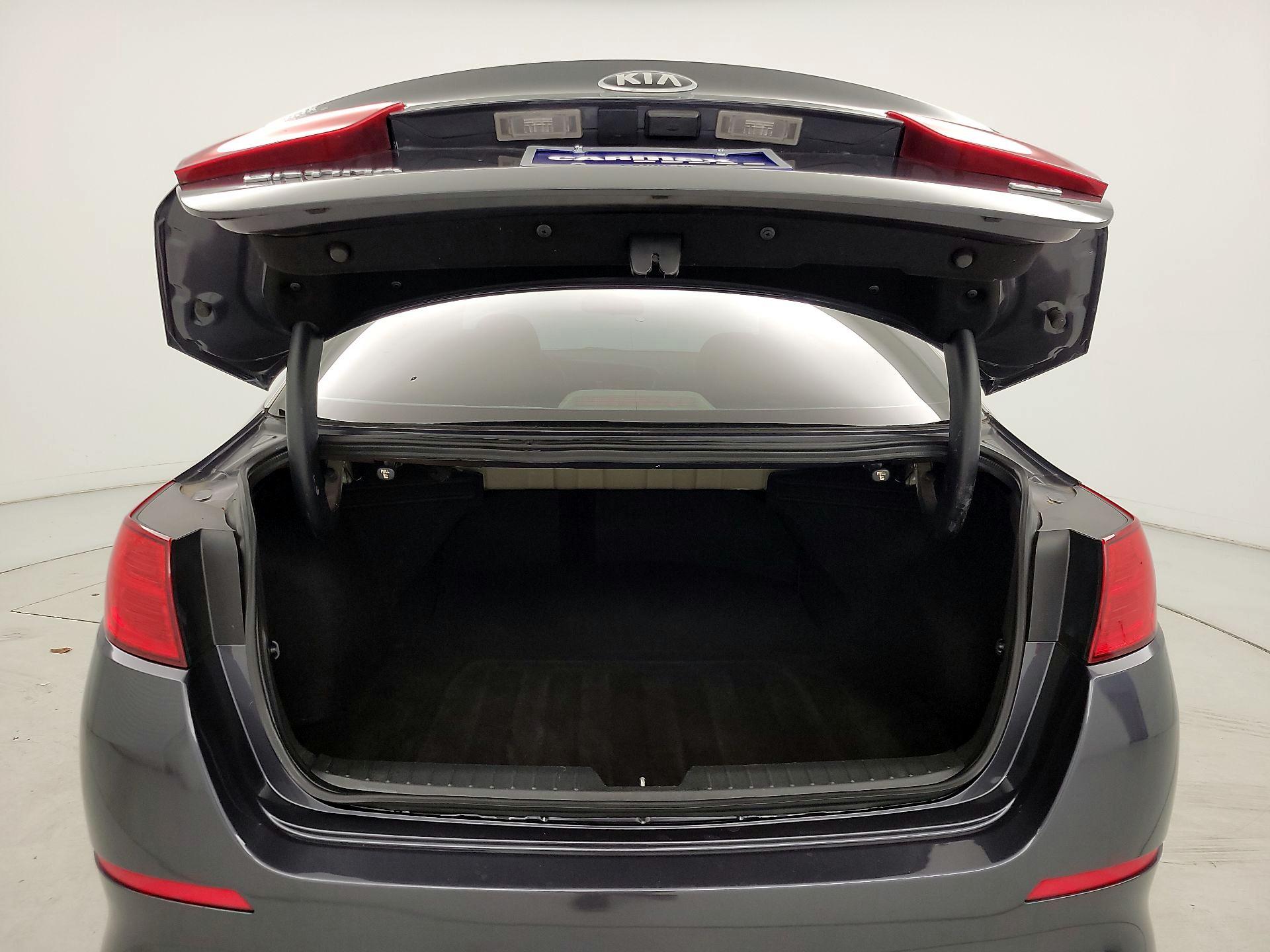 Thumbnail: 2015 Kia Optima - 19