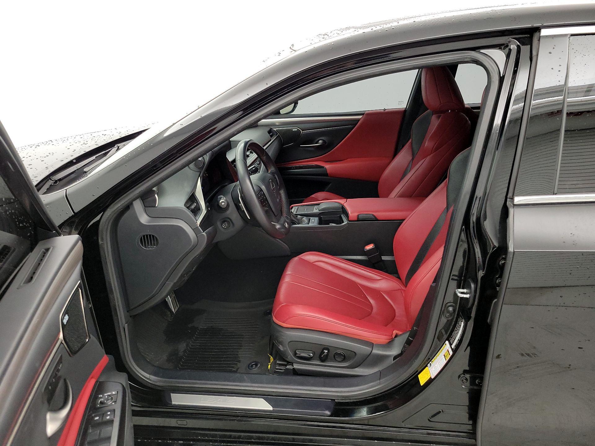 Thumbnail: 2020 Lexus ES - 11