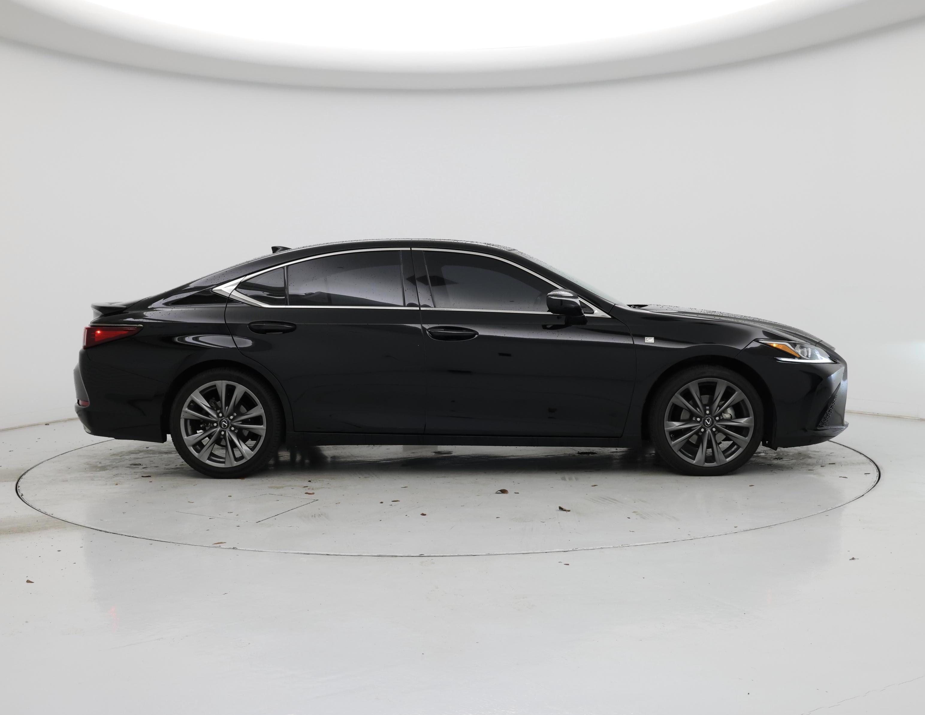 Thumbnail: 2020 Lexus ES - 7