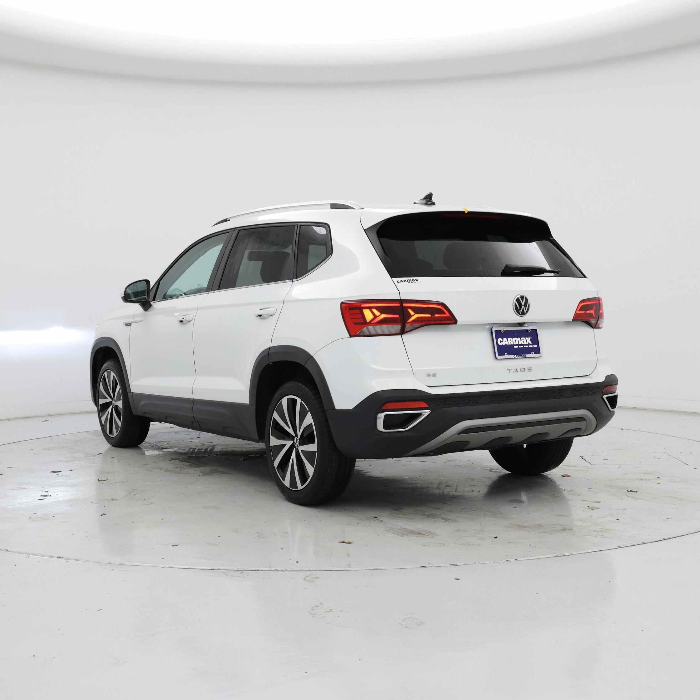 Thumbnail: 2022 Volkswagen Taos - 2