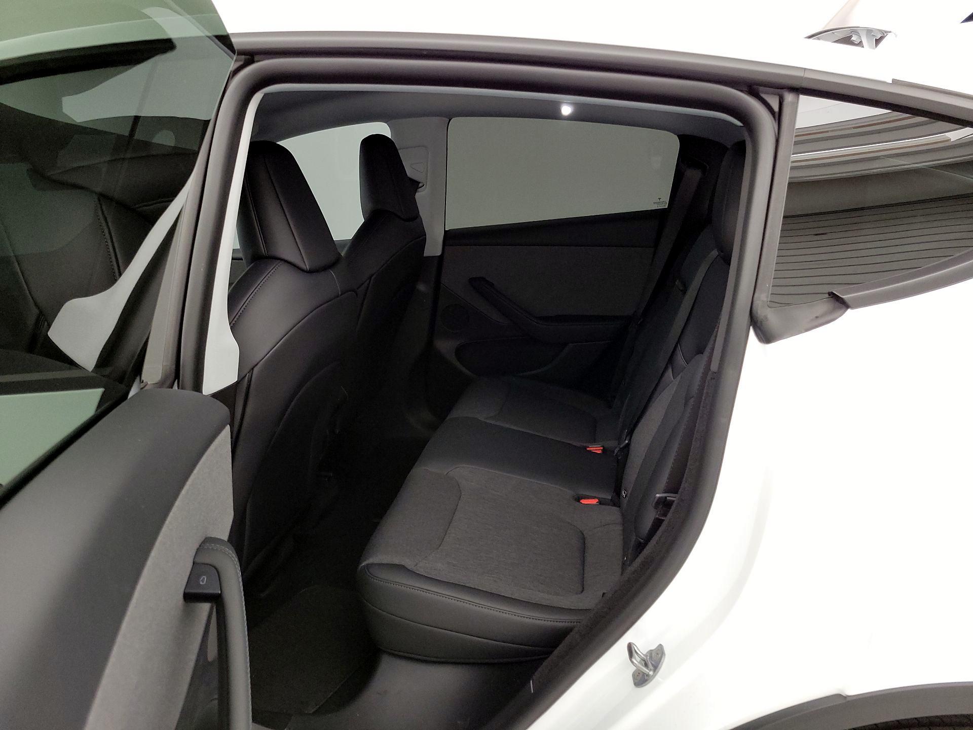 Thumbnail: 2026 Tesla Model Y - 18