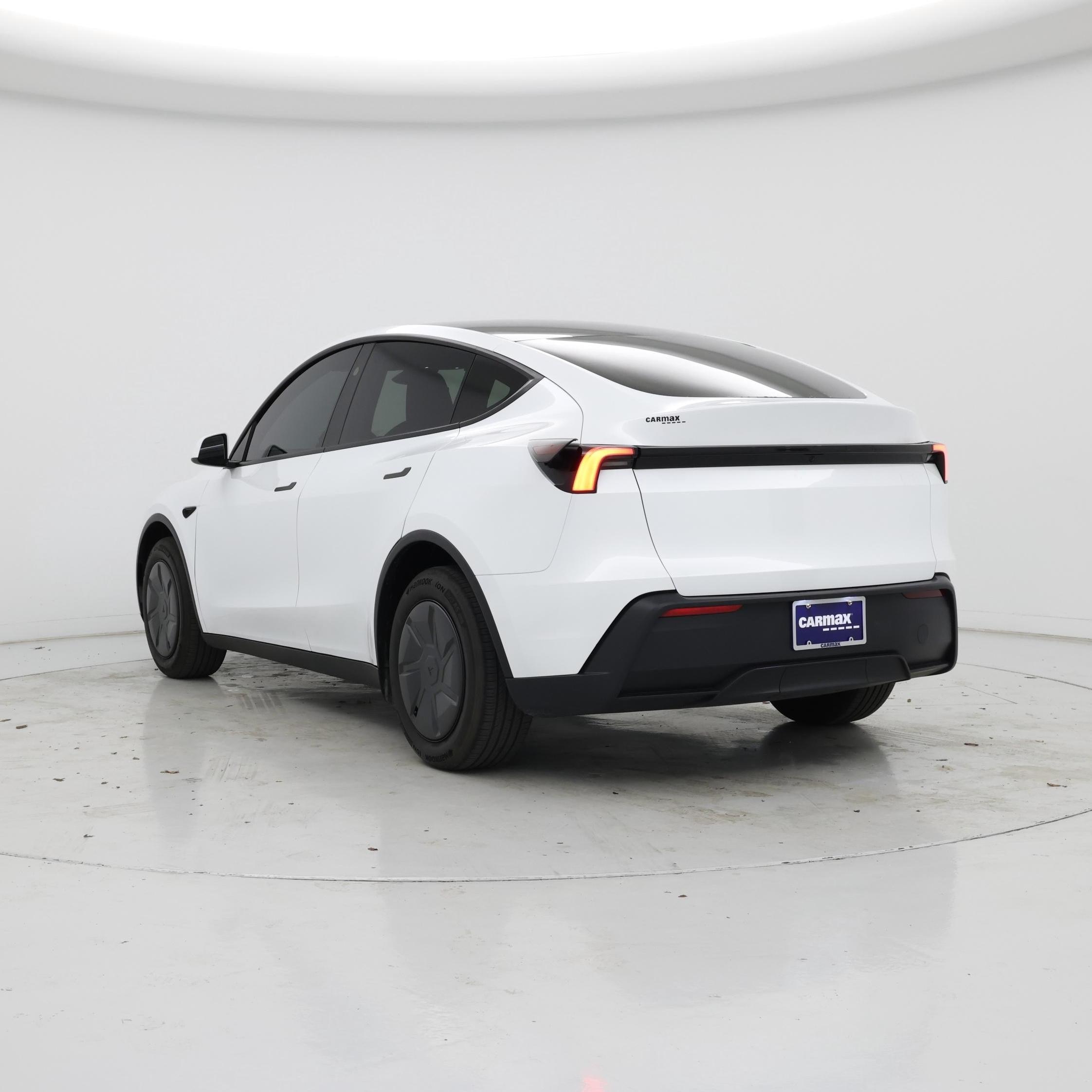 Thumbnail: 2026 Tesla Model Y - 2