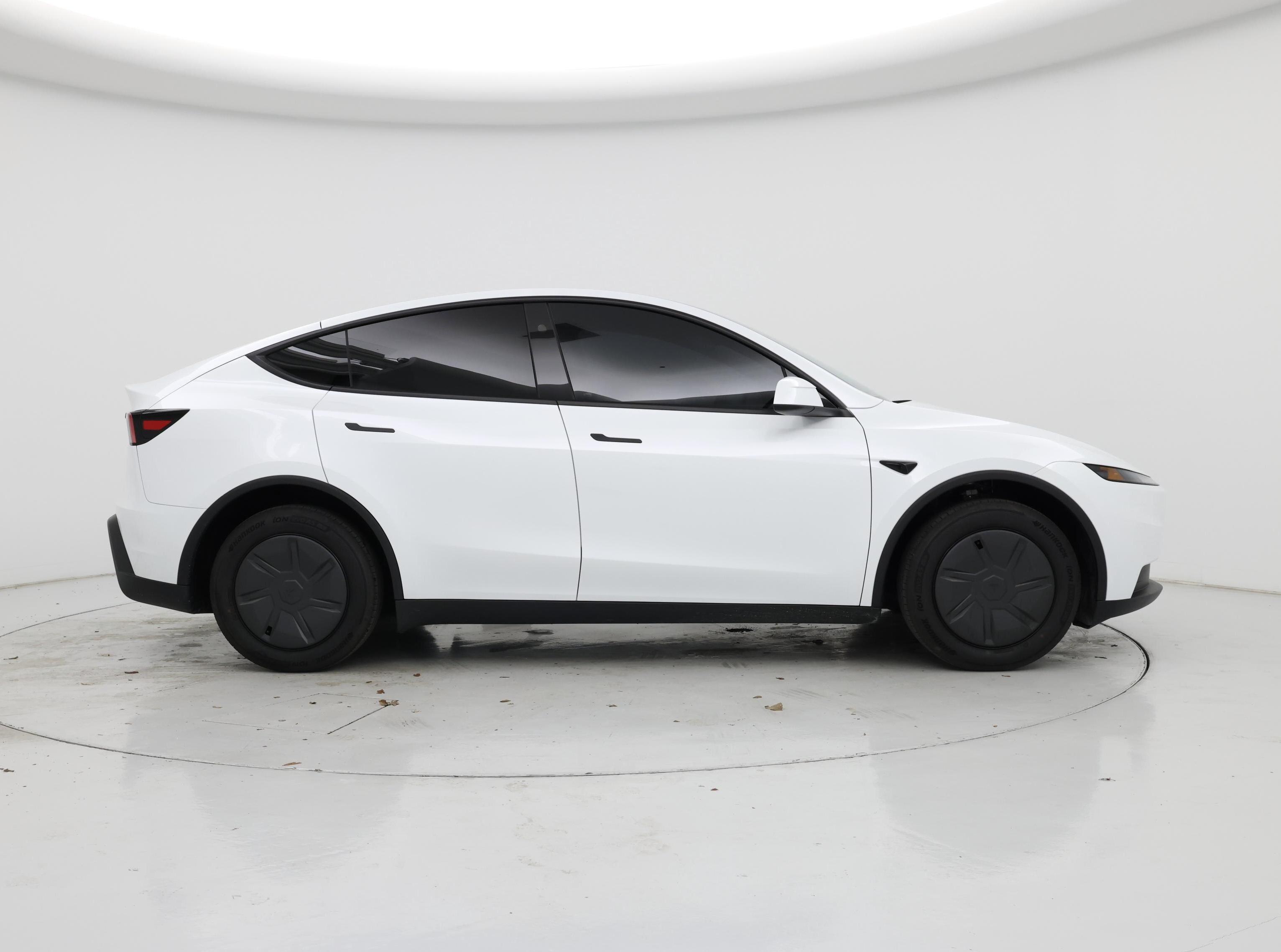 Thumbnail: 2026 Tesla Model Y - 7
