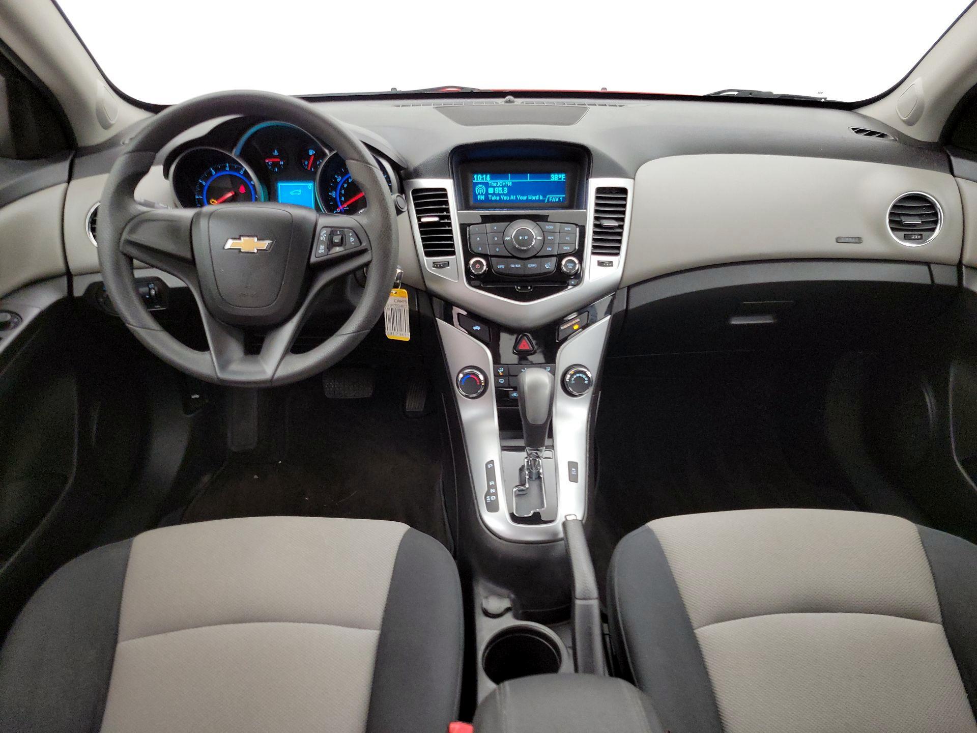 Thumbnail: 2016 Chevrolet Cruze - 9