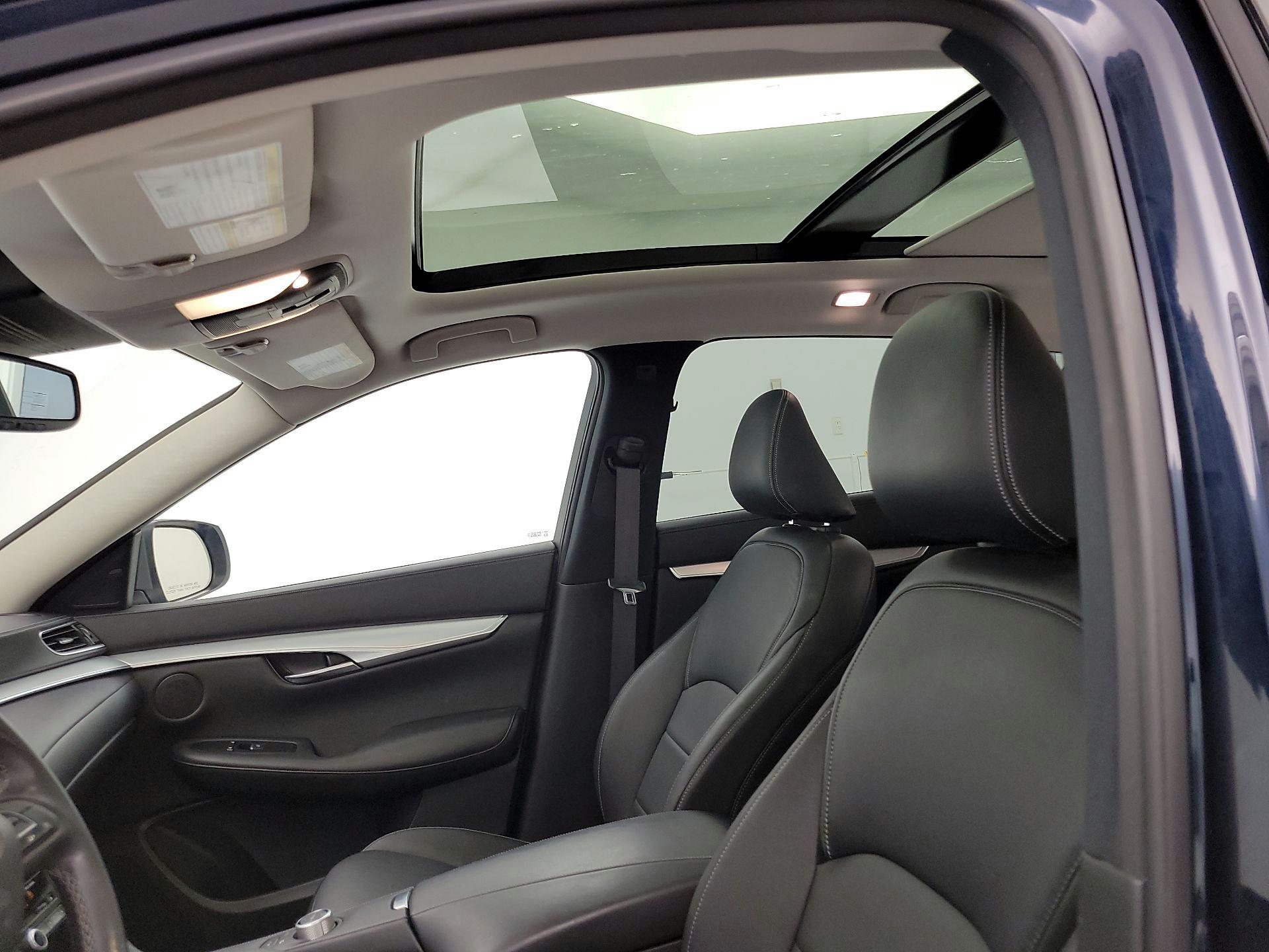 Thumbnail: 2019 INFINITI QX50 - 19