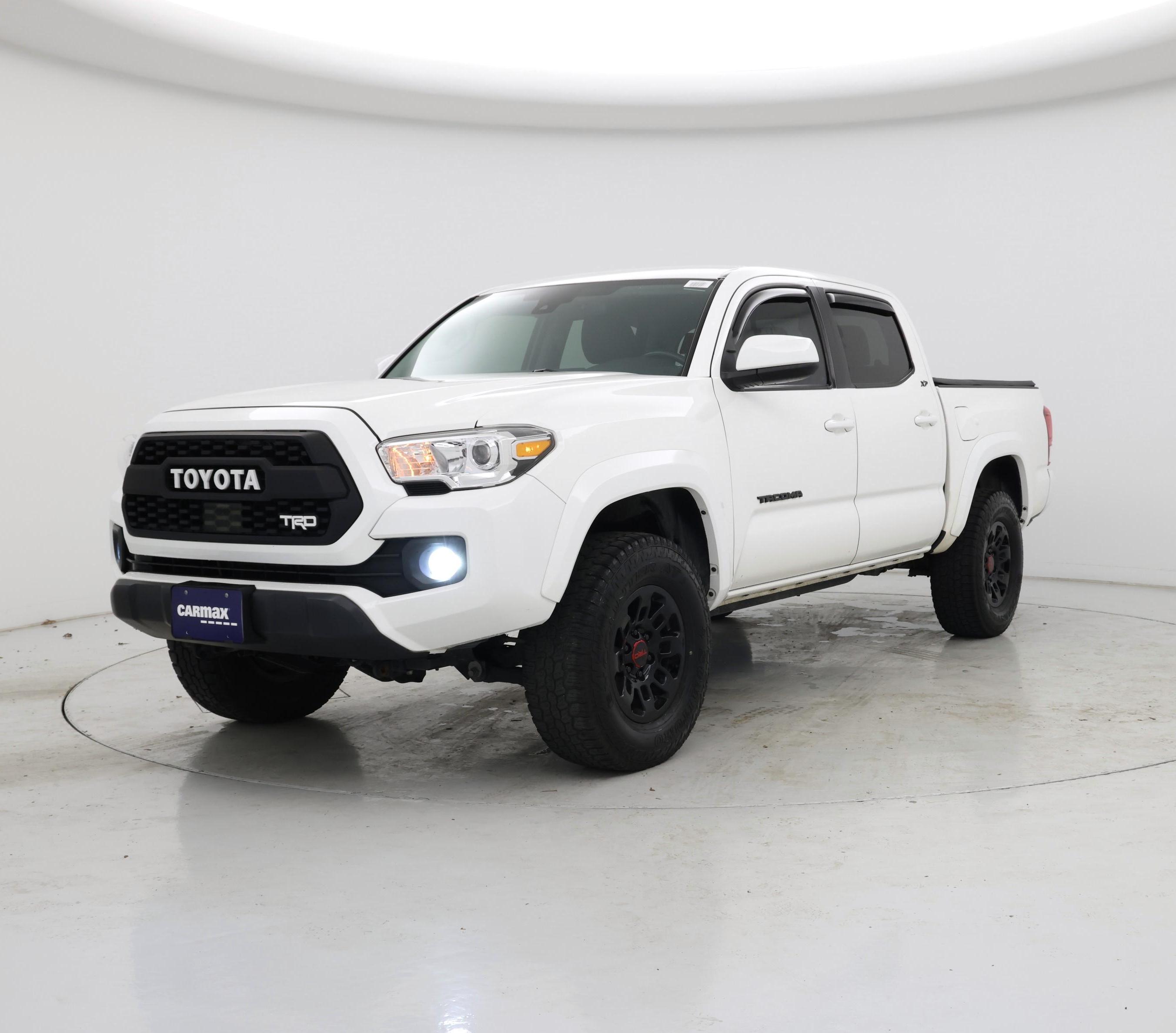 Thumbnail: 2021 Toyota Tacoma - 4