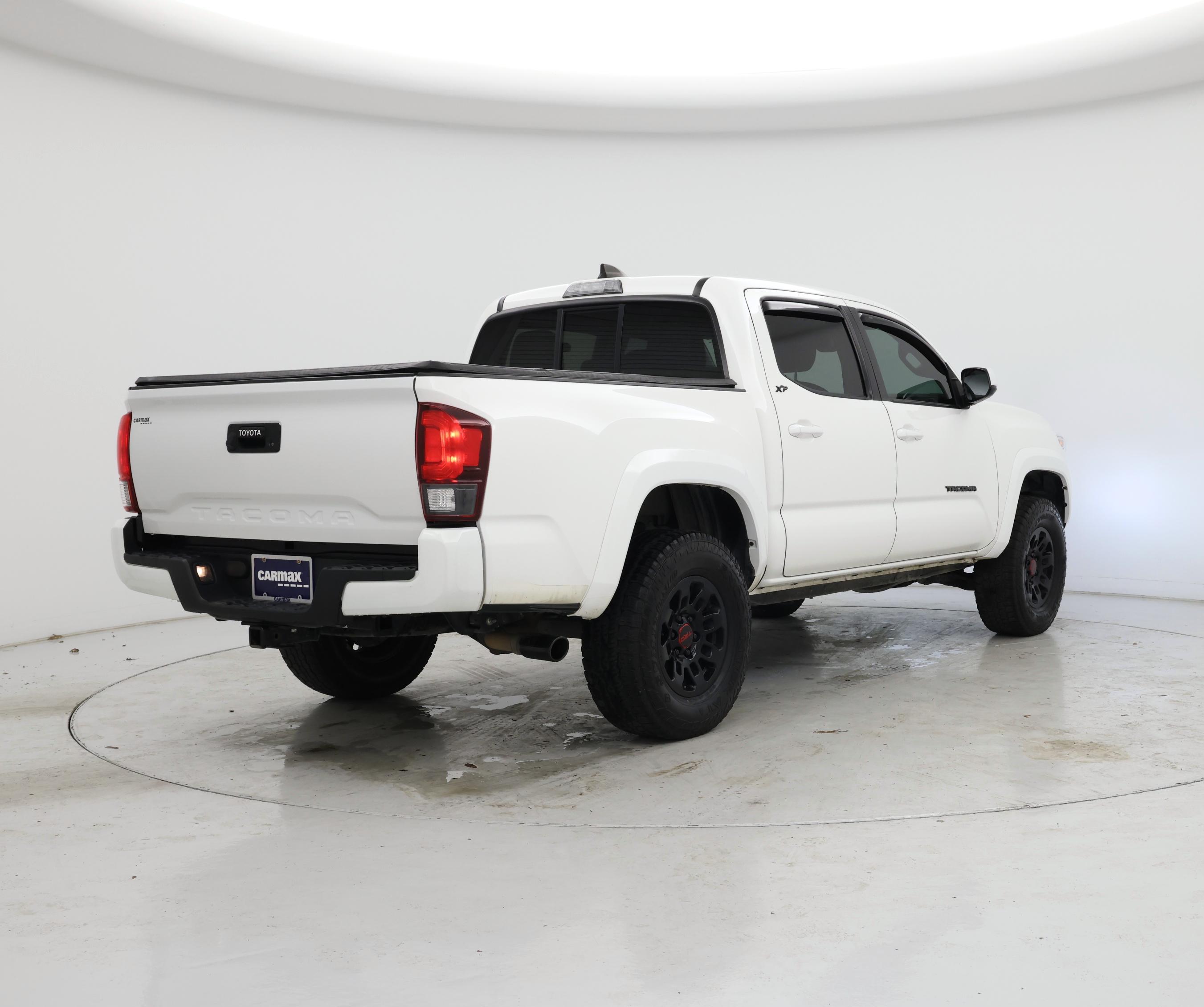 Thumbnail: 2021 Toyota Tacoma - 8