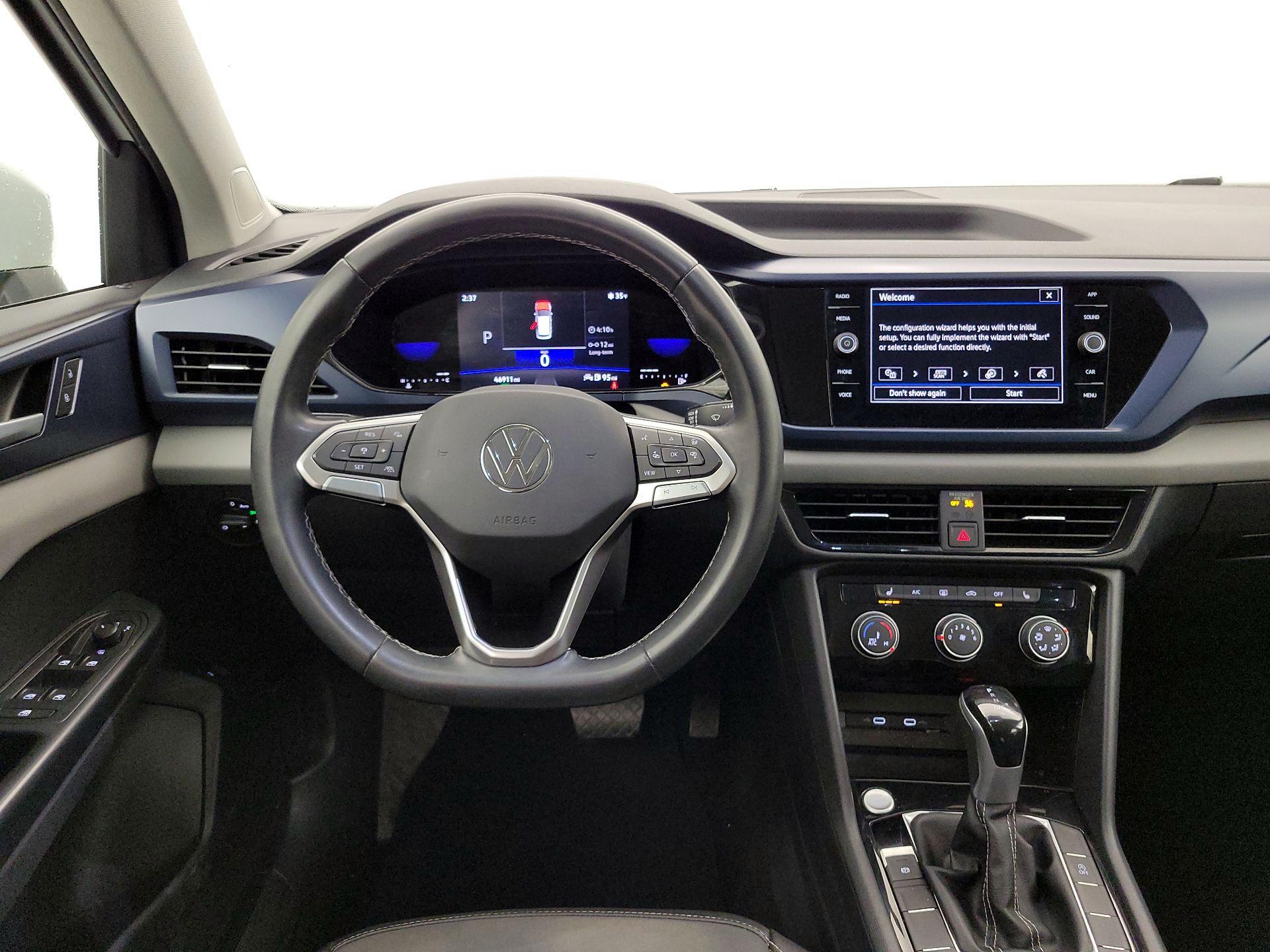 Thumbnail: 2023 Volkswagen Taos - 10