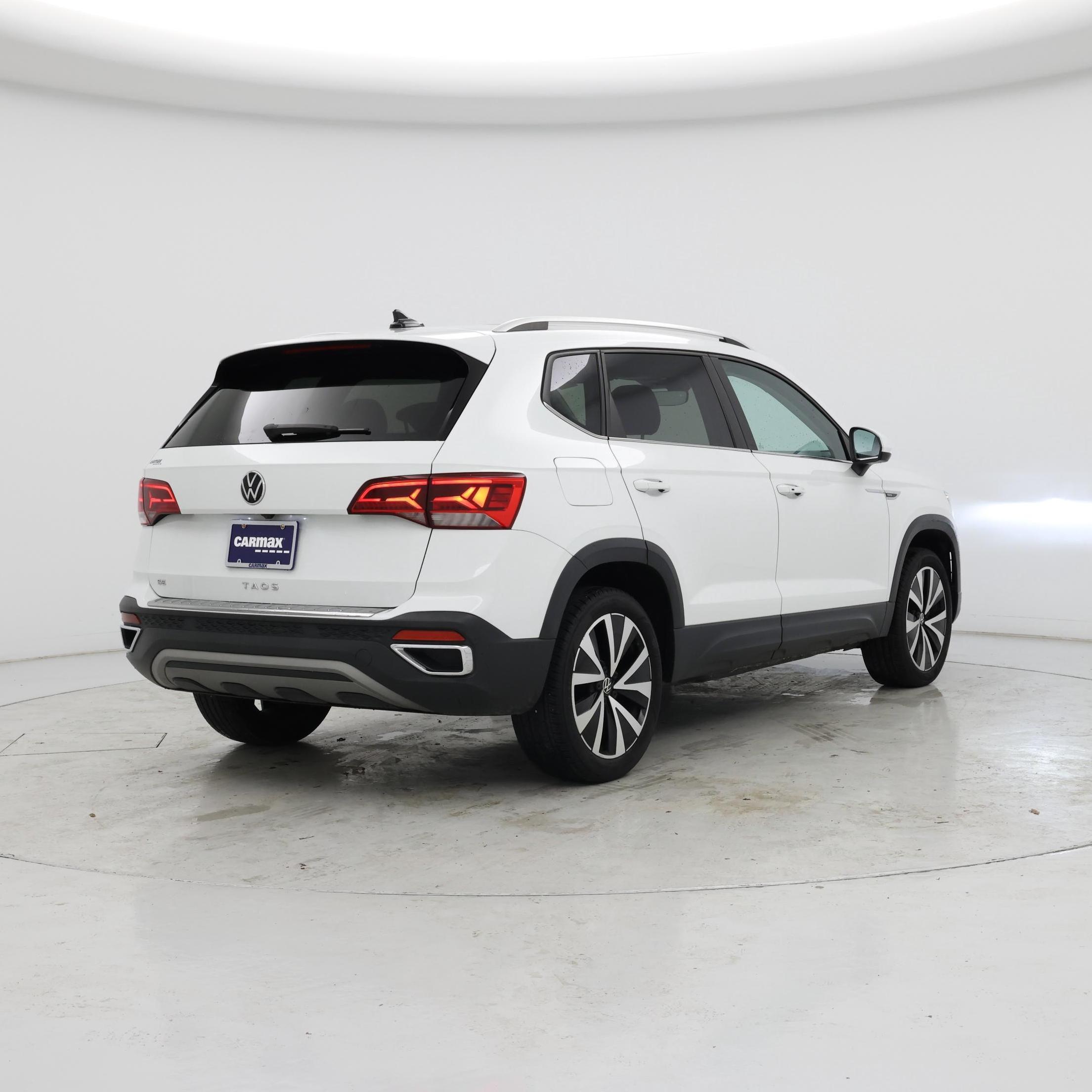 Thumbnail: 2023 Volkswagen Taos - 8