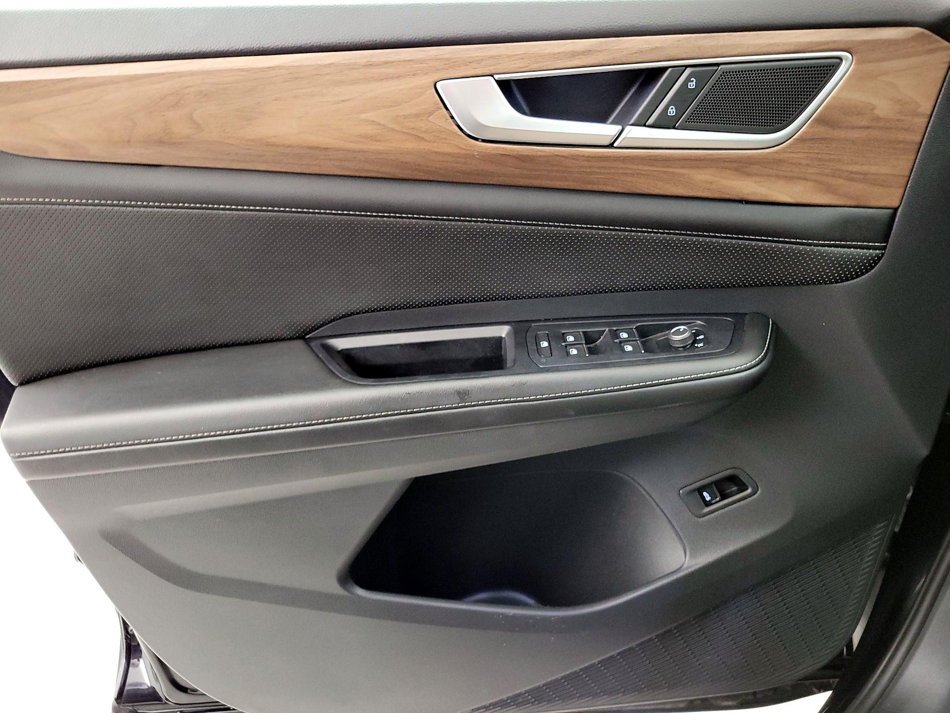 Thumbnail: 2024 Volkswagen Atlas - 12