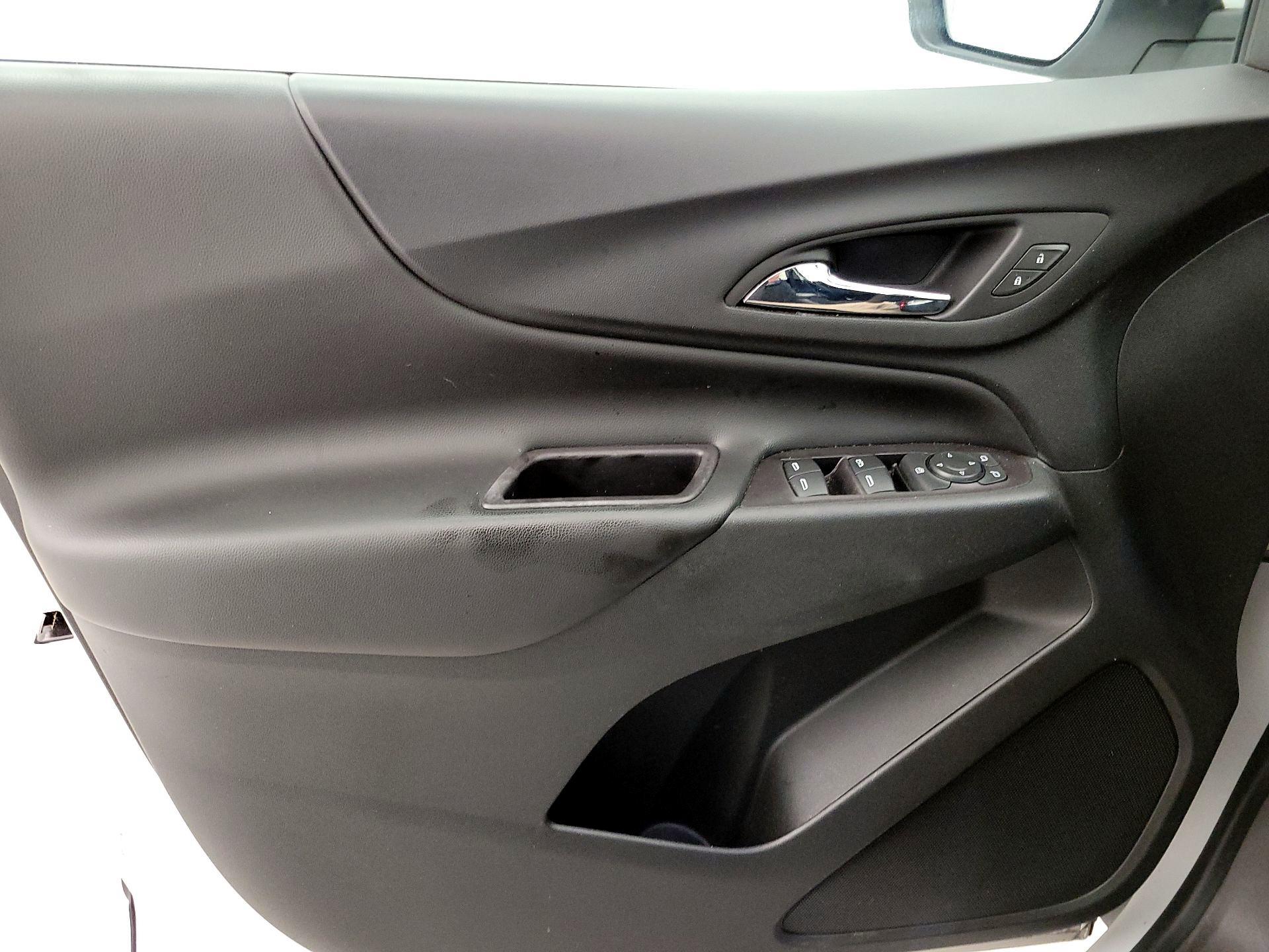 Thumbnail: 2020 Chevrolet Equinox - 12