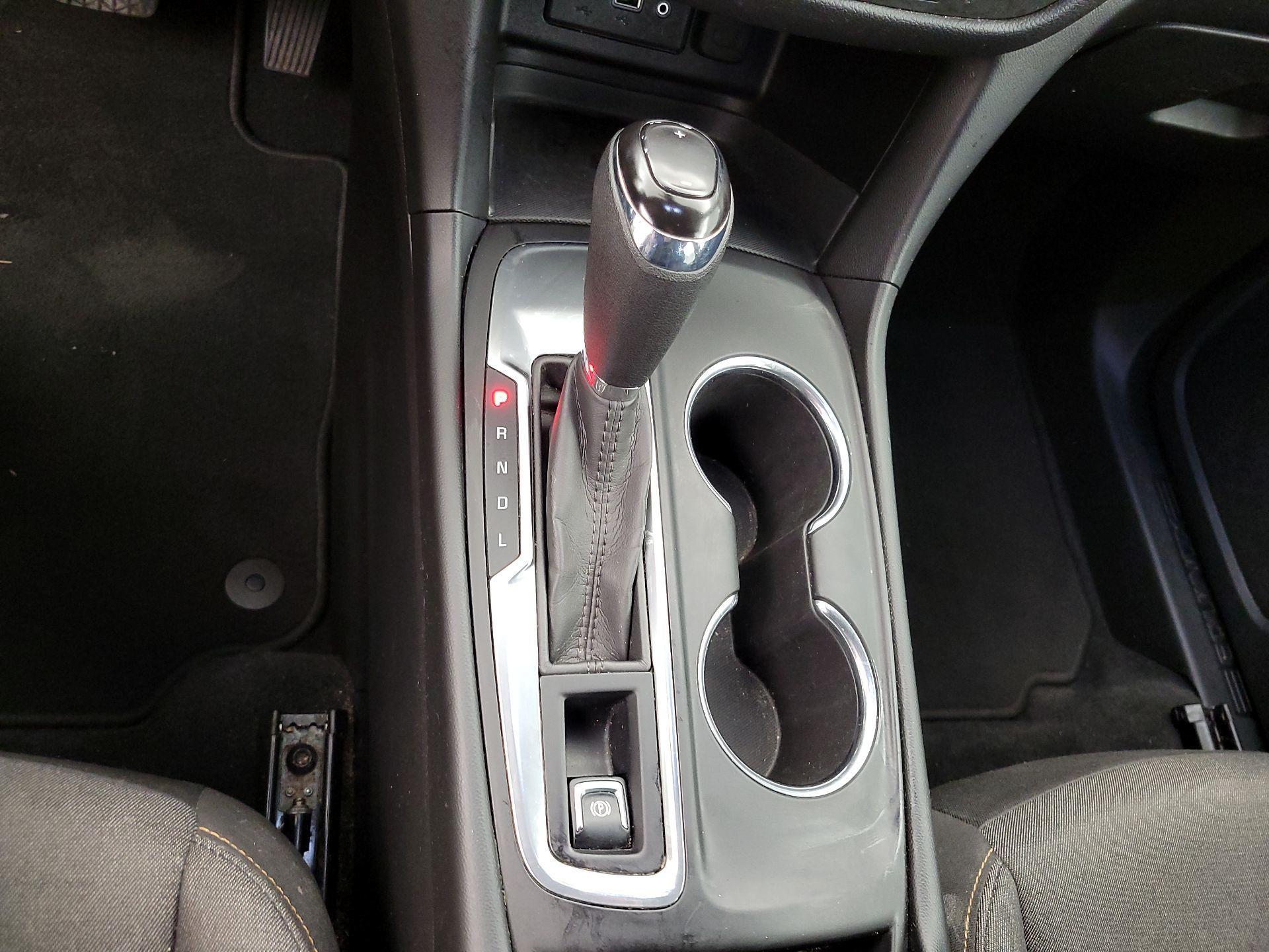 Thumbnail: 2020 Chevrolet Equinox - 17