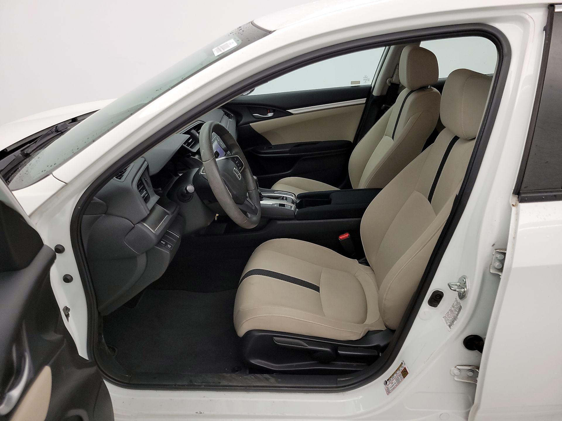 Thumbnail: 2016 Honda Civic - 11